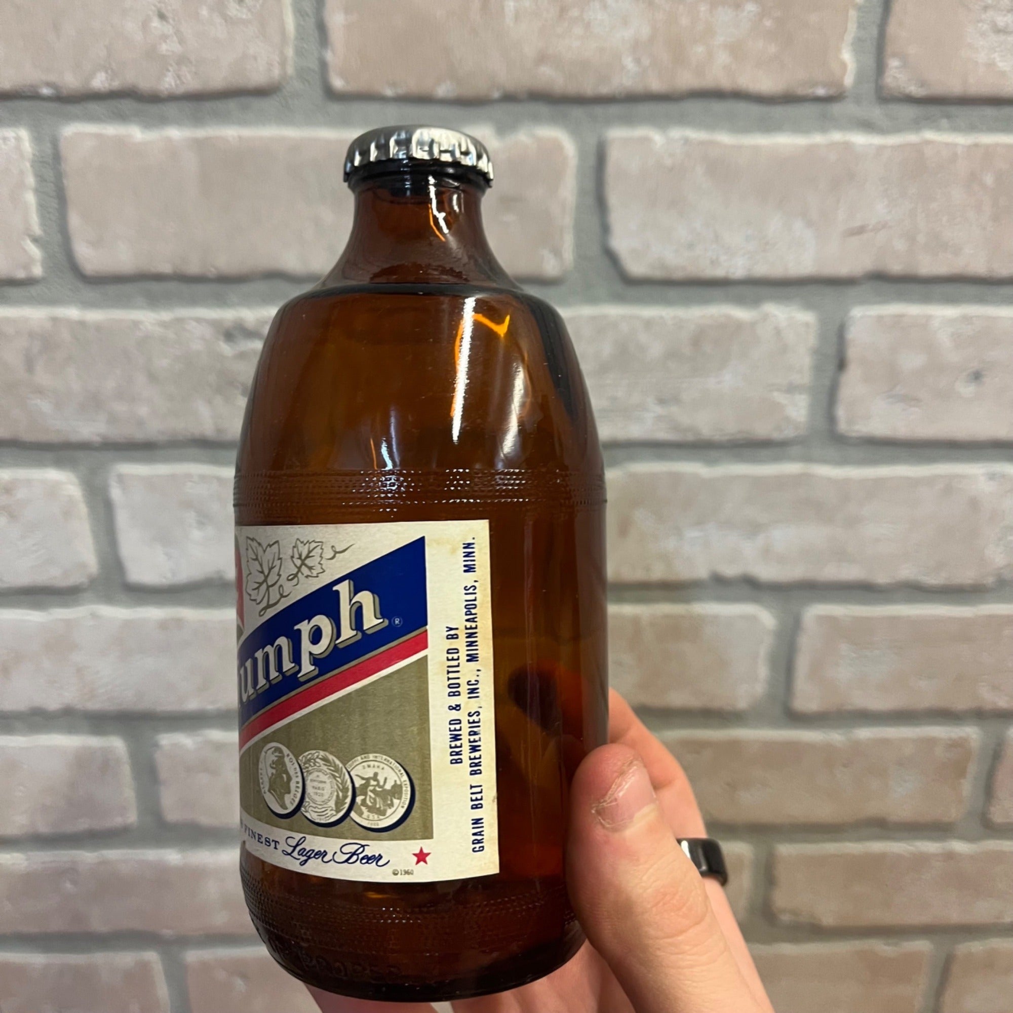 Storz Triumph Worlds Finest Lager Beer Grain Belt Minneapolis 12 Oz Vintage Bottle Shorty