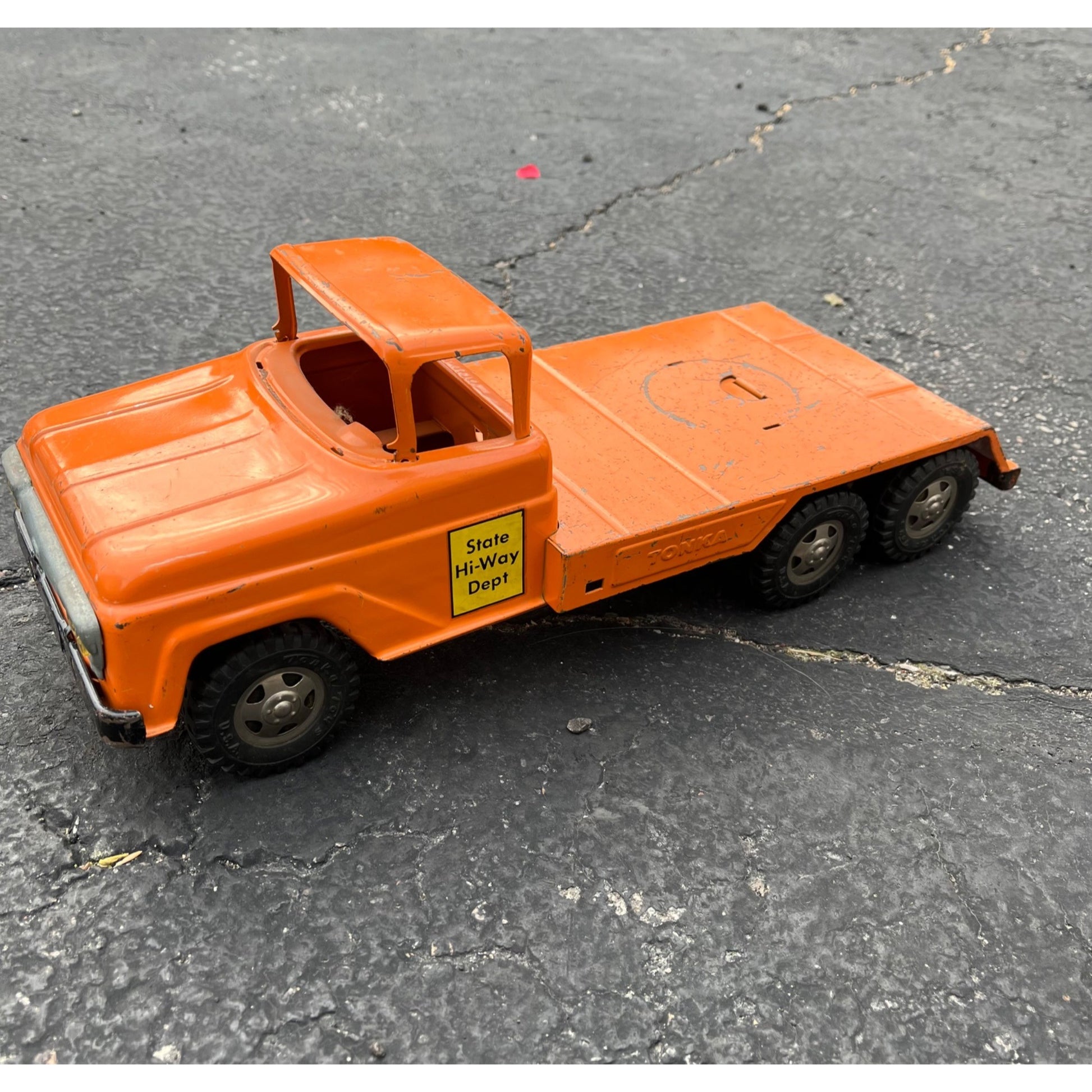 Vintage Tonka State Hi-Way Dept. Mobil Clam Truck Pressed Steel Toy - As-Is