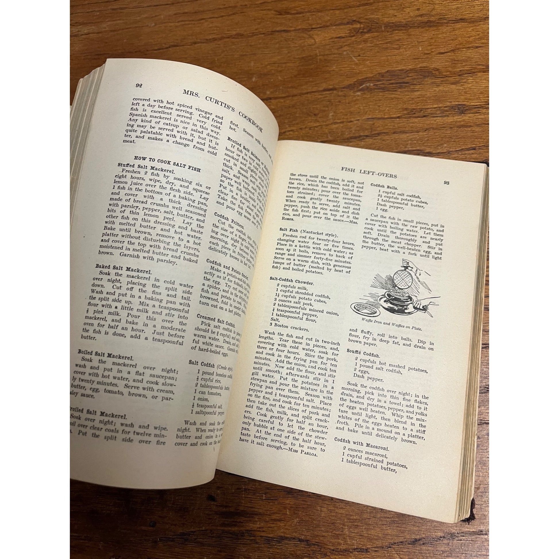 Household Discoveries & Mrs Curtis's Cookbook - Sidney Morse 1909 Hardcover Book