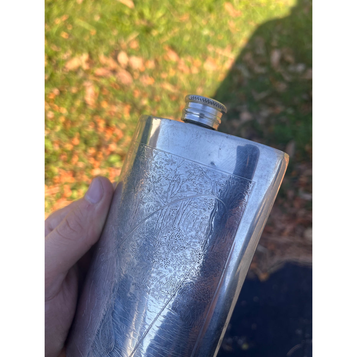 Orvis Sheffield England 8oz Etched Pewter Flask Fly Fishing Theme