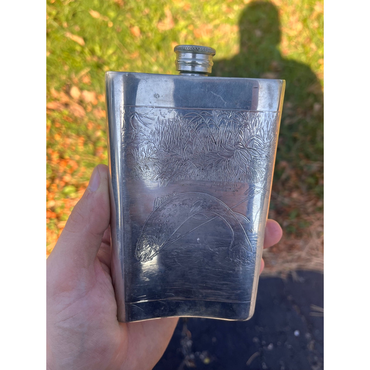 Orvis Sheffield England 8oz Etched Pewter Flask Fly Fishing Theme
