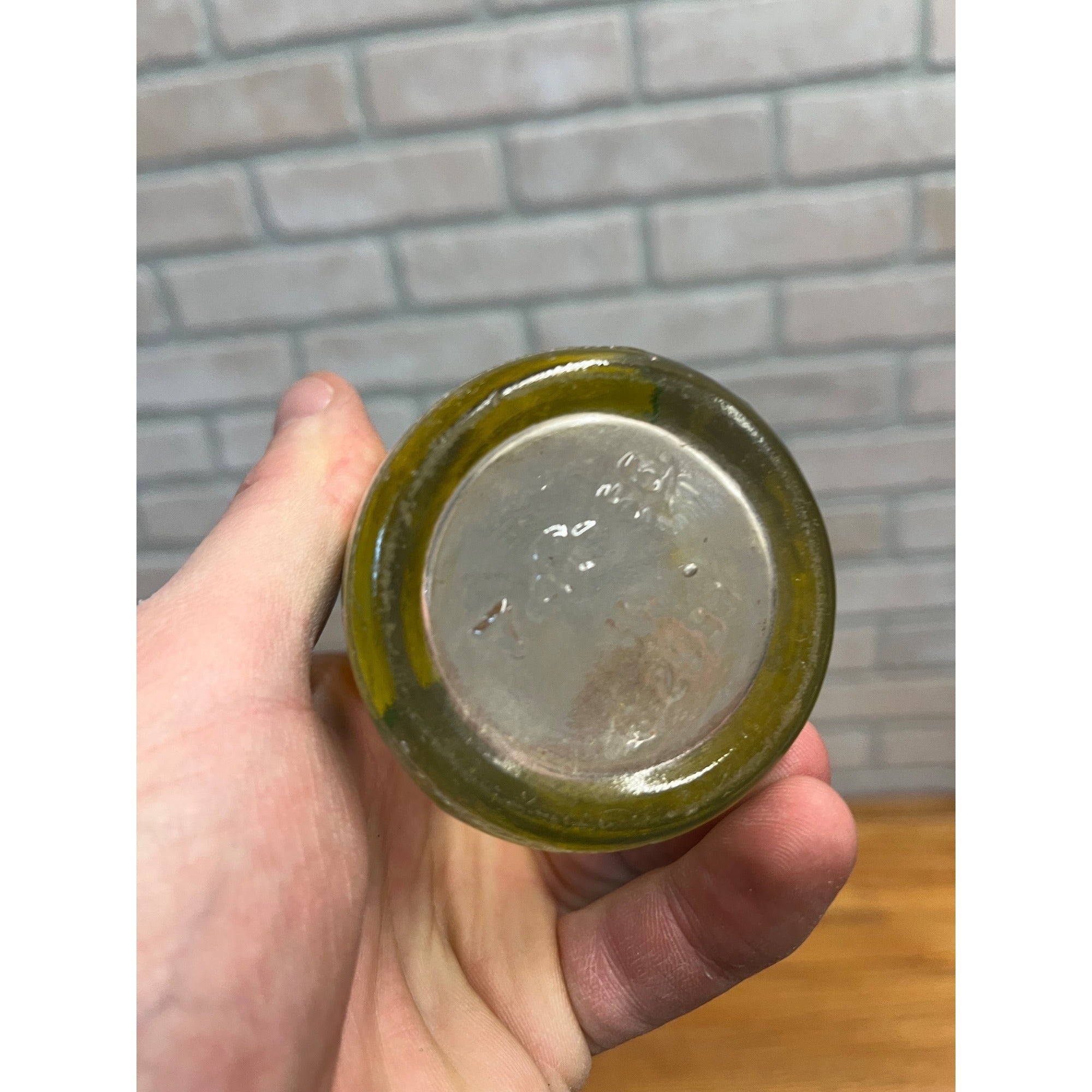 Vintage Green River ACL 7 Ounce Glass Soda Bottle 1947 Chicago Illinois