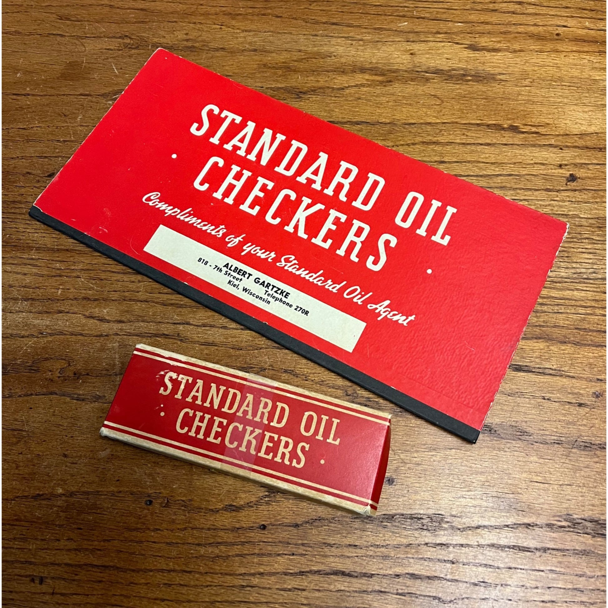 Vintage 1938 Standard Oil Kiel Wisconsin Advertising Checker Board & Checkers