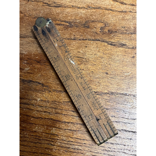 Vintage STANLEY Rule & Level Co. Boxwood & Brass Folding Ruler No. 68. (24")