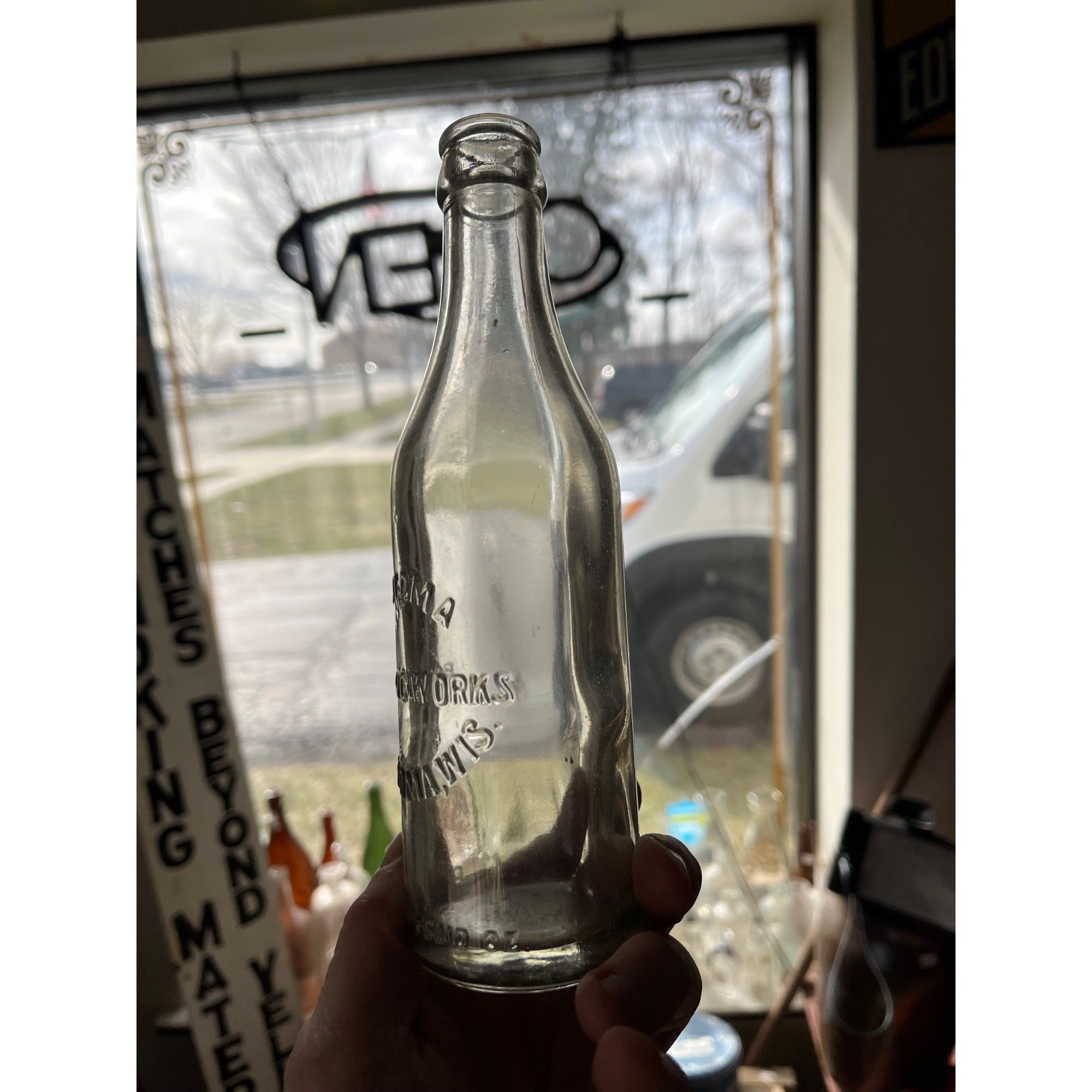 Vintage Wautoma Bottling Works Wis Embossed Sofa Bottle 24oz Wisconsin WI