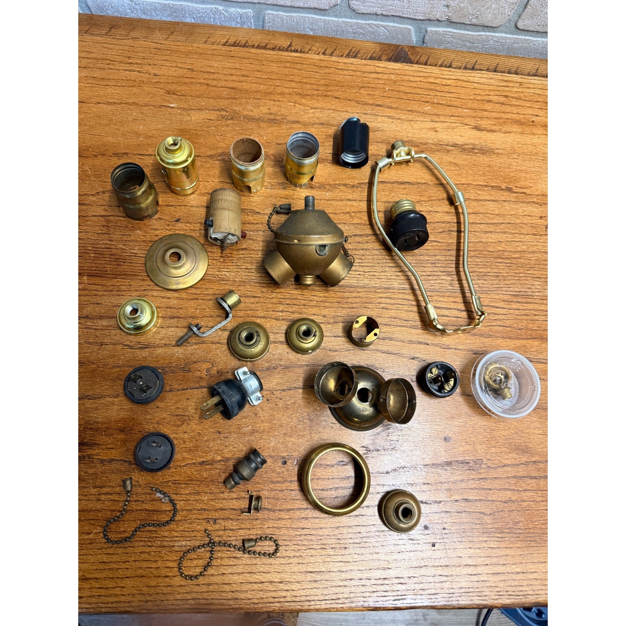 Vintage Lamps & Light Fixture Parts Lot Benjamin Double Socket, Collars, Plugs +
