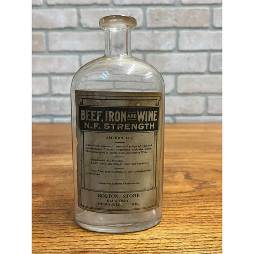 Vintage 1930s Beef Iron & Wine Milwaukee Wis Boston Store Medicine Bottle