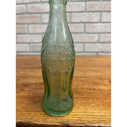Vintage Coca Cola Hobbleskirt -- Wisconsin Dells - Coke 6oz Embossed Soda Bottle