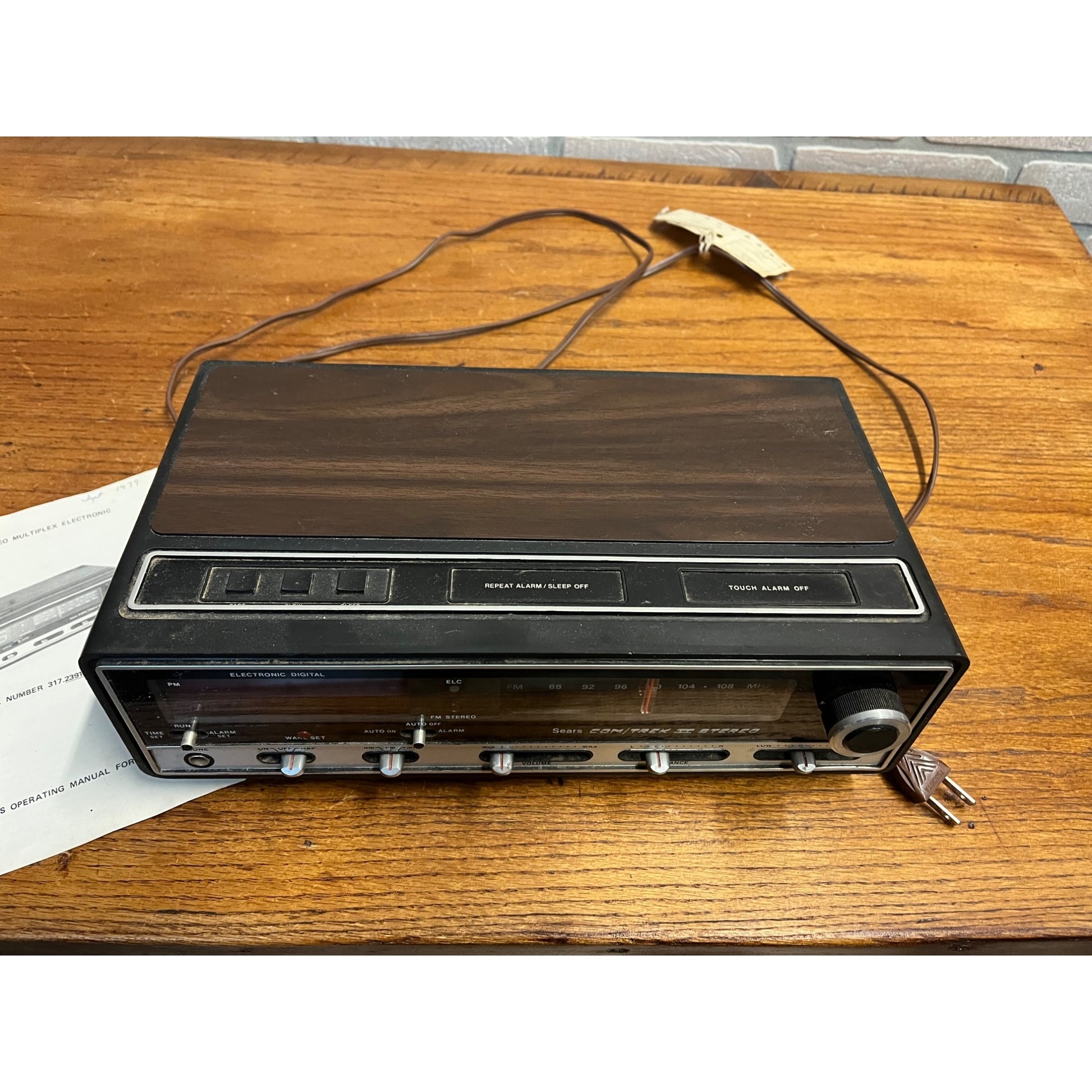 Vintage 70s Sears Com/Trek II 2 AM/FM Stereo Alarm Clock Radio Model 317 23910700