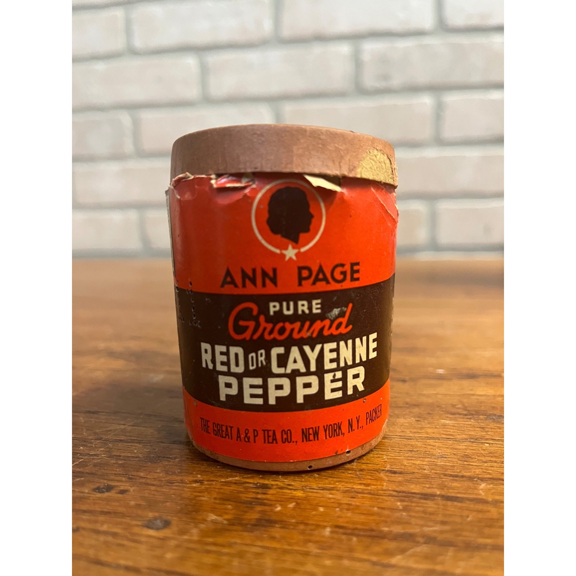 Vintage Ann Page Cayenne Pepper ROUND Spice Box Kitchen decor