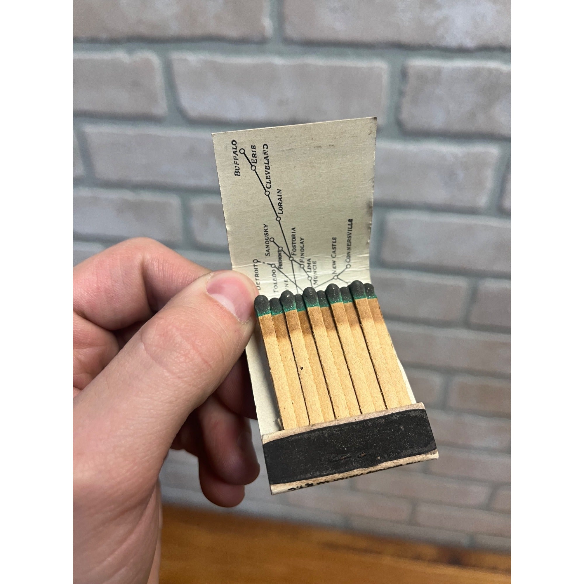 Vintage 1940s Nickel Plate Road Railway Railroad - FULL Matchbook