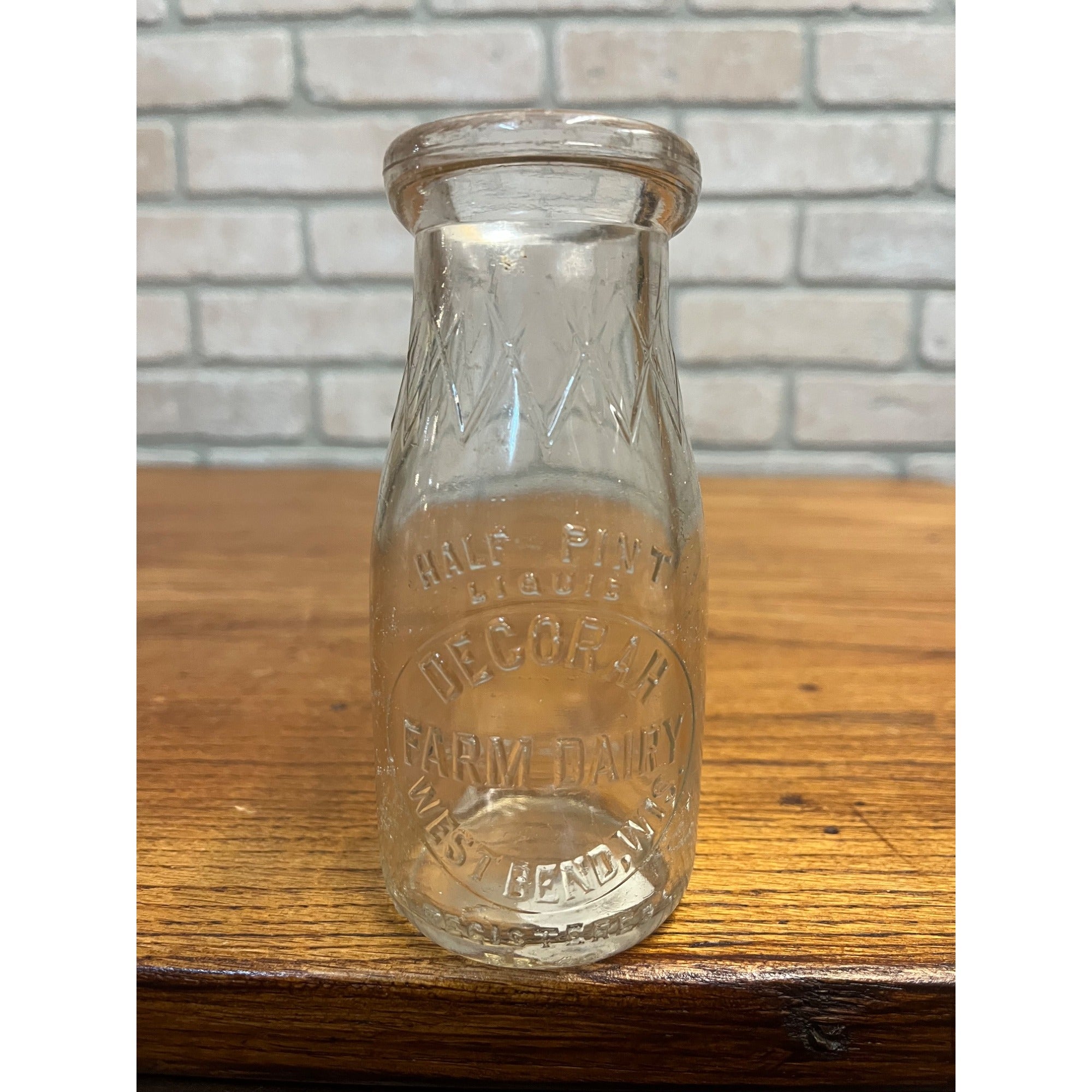 Vintage Decorah Farm Dairy West Bend Wis Half Pint Bottle WI Wisconsin
