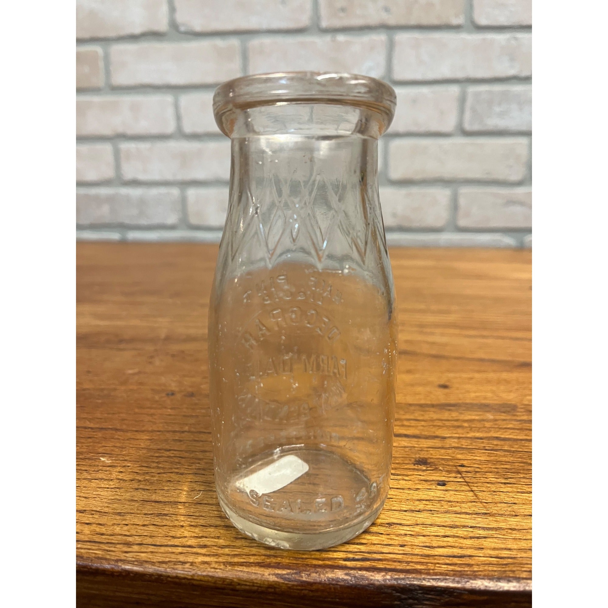 Vintage Decorah Farm Dairy West Bend Wis Half Pint Bottle WI Wisconsin