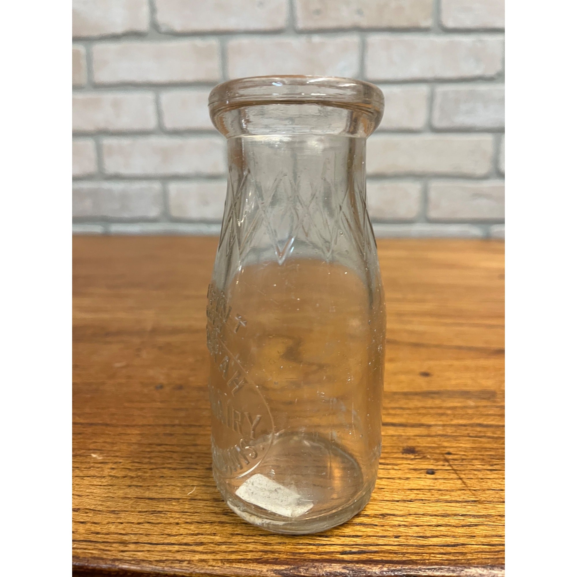 Vintage Decorah Farm Dairy West Bend Wis Half Pint Bottle WI Wisconsin