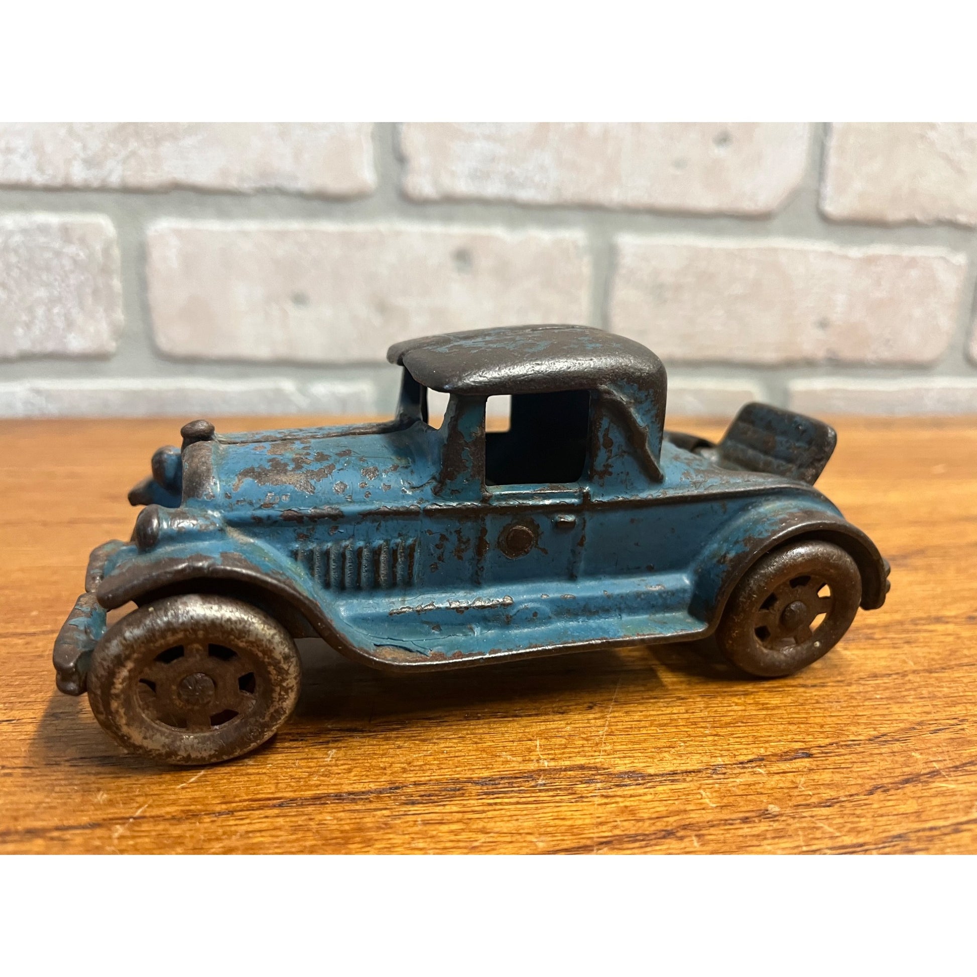 Antique 1920s Cast Iron Blue Coupe Toy w/ Rumble Seat AC Williams