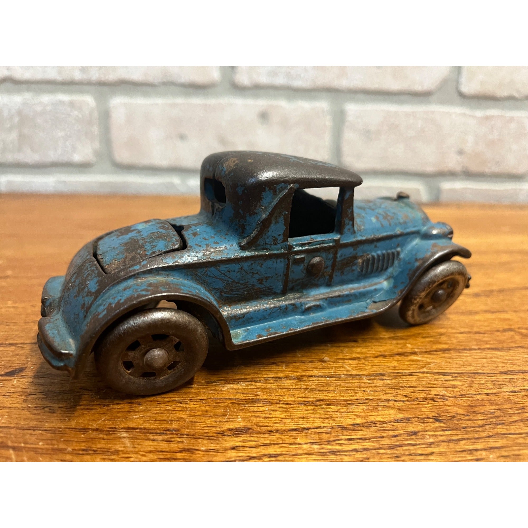 Antique 1920s Cast Iron Blue Coupe Toy w/ Rumble Seat AC Williams