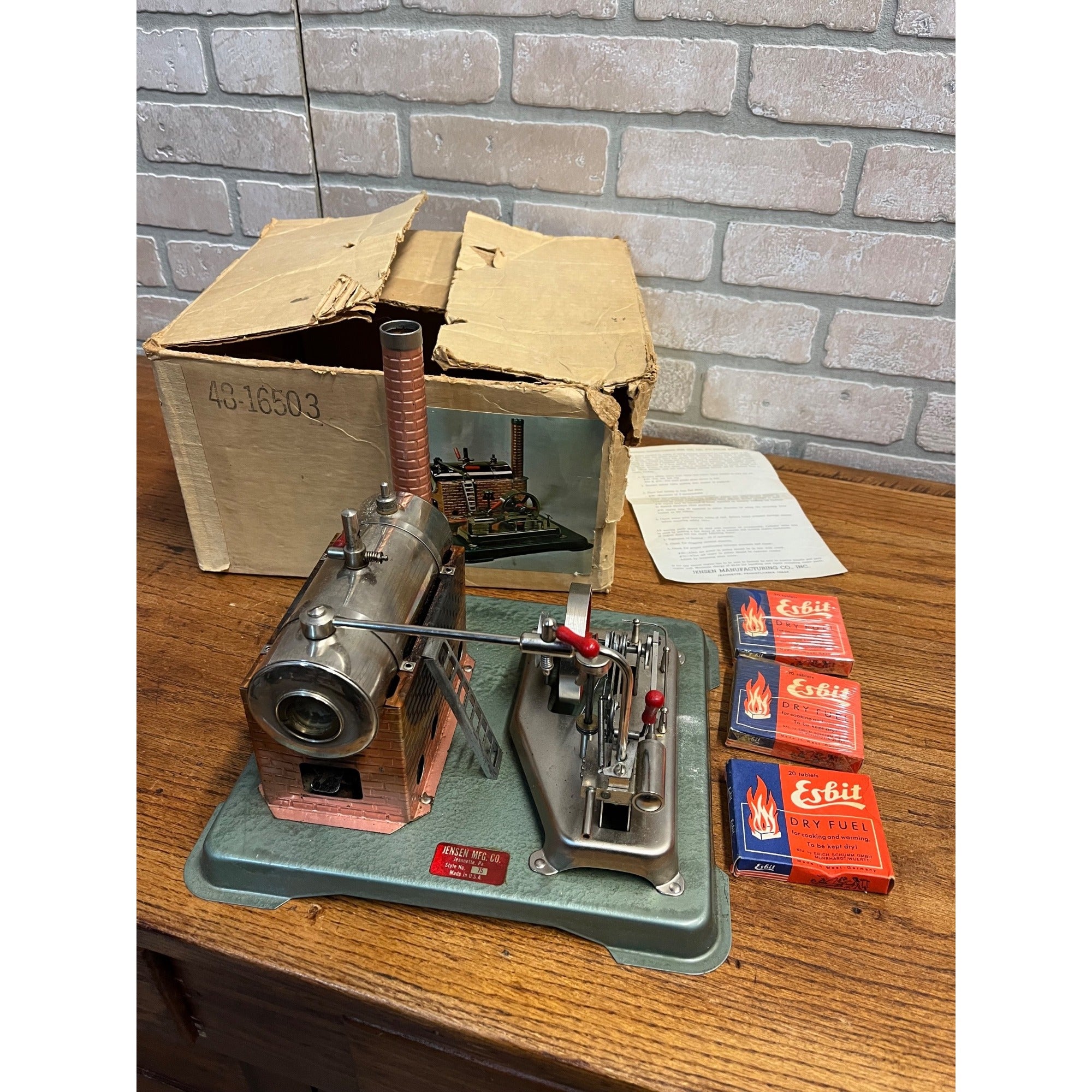 Vintage 1960's Jensen #75 Live Steam Dry Fuel Engine In Original Box Toy