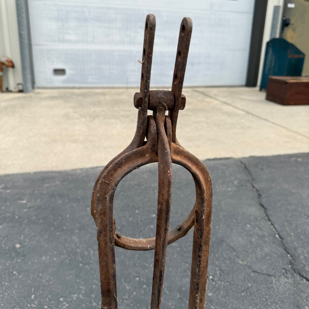 1900s ANTIQUE CAST IRON J.C.MOORE & CO. WAGON JACK STAND RACINE WIS