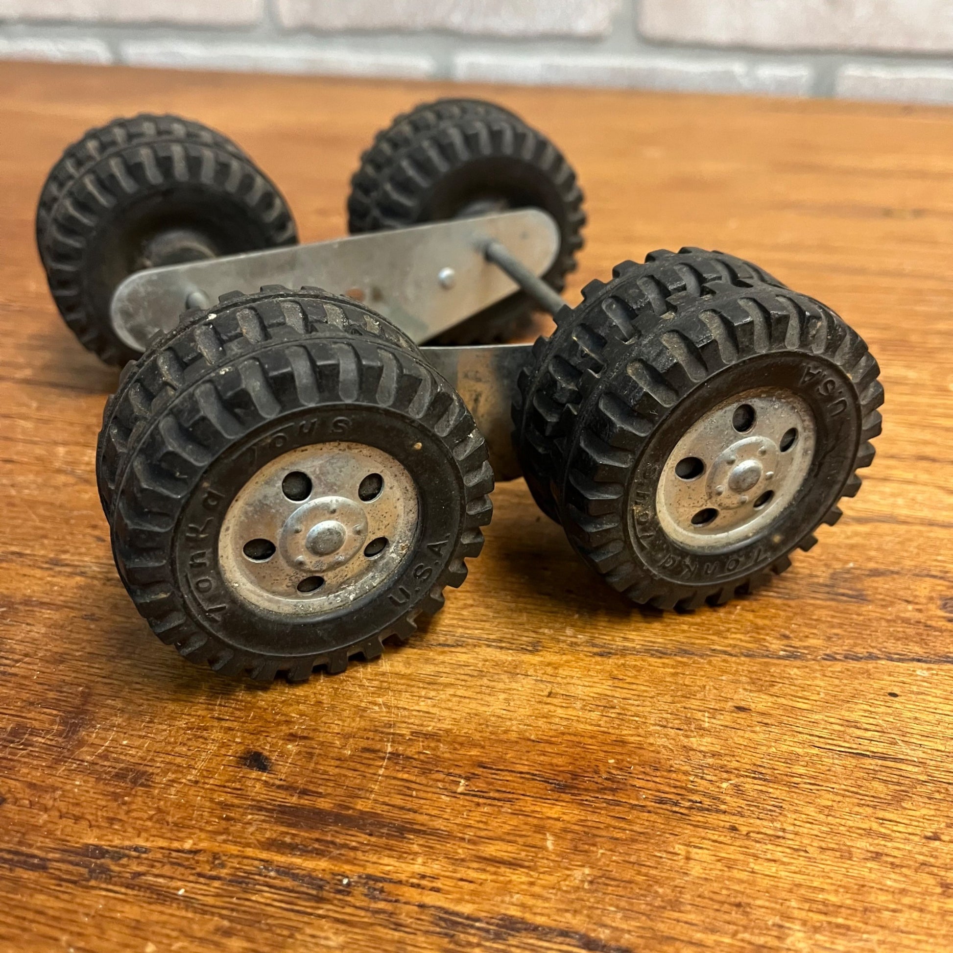 Tonka Rear Tandem Trailer Dual Axle Mounts Tires Dual Wheels For Parts