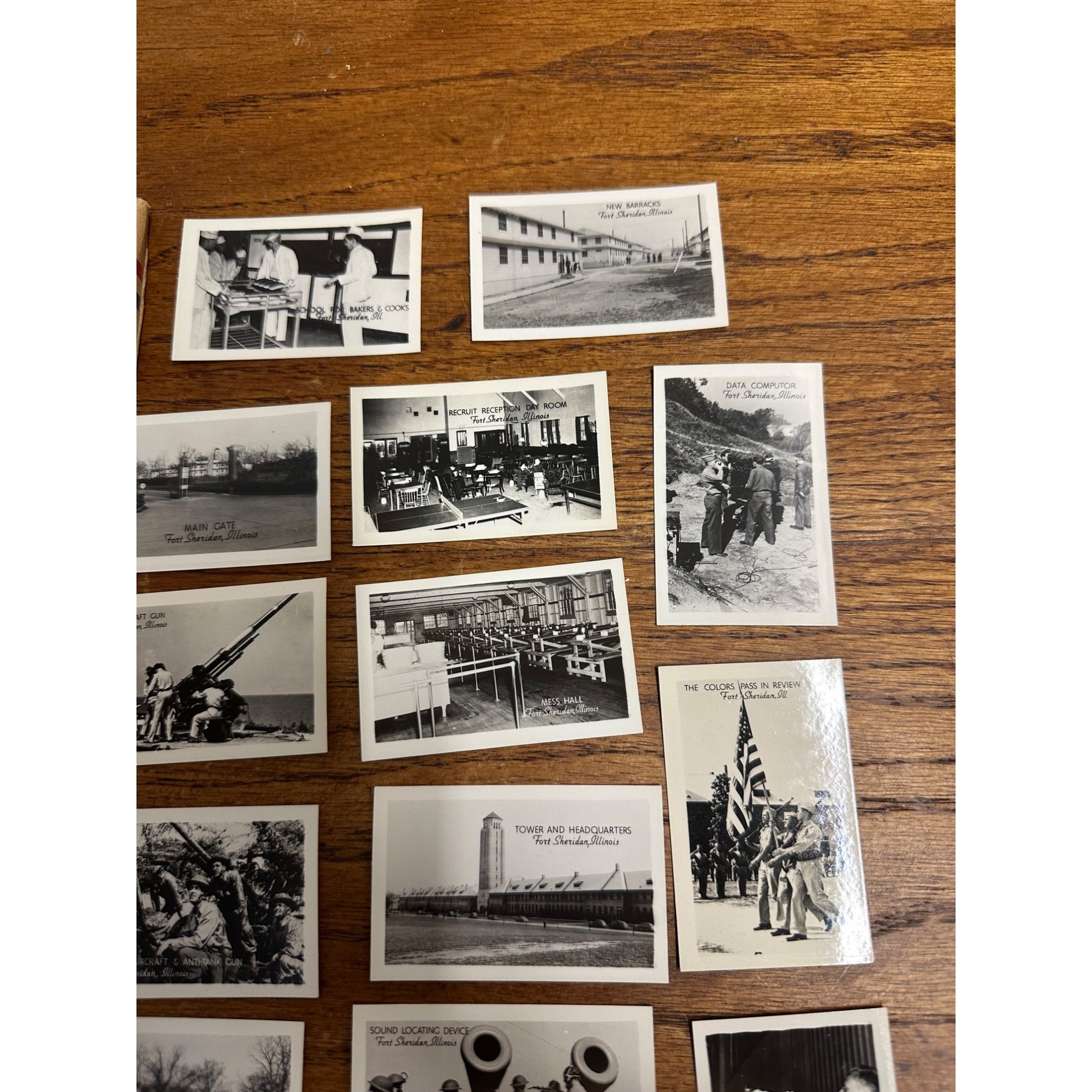 Original WWII Fort Sheridan Illinois 25 Souvenir Mini Photographs Photos Mailed