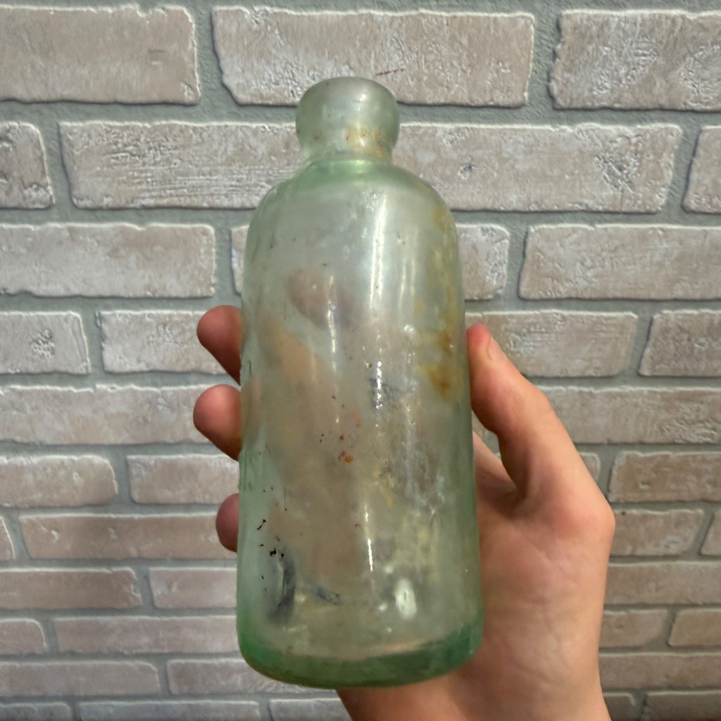 Ben Kornburger & Bro Milwaukee Wisconsin Blob Top Hutchinson Soda Bottle