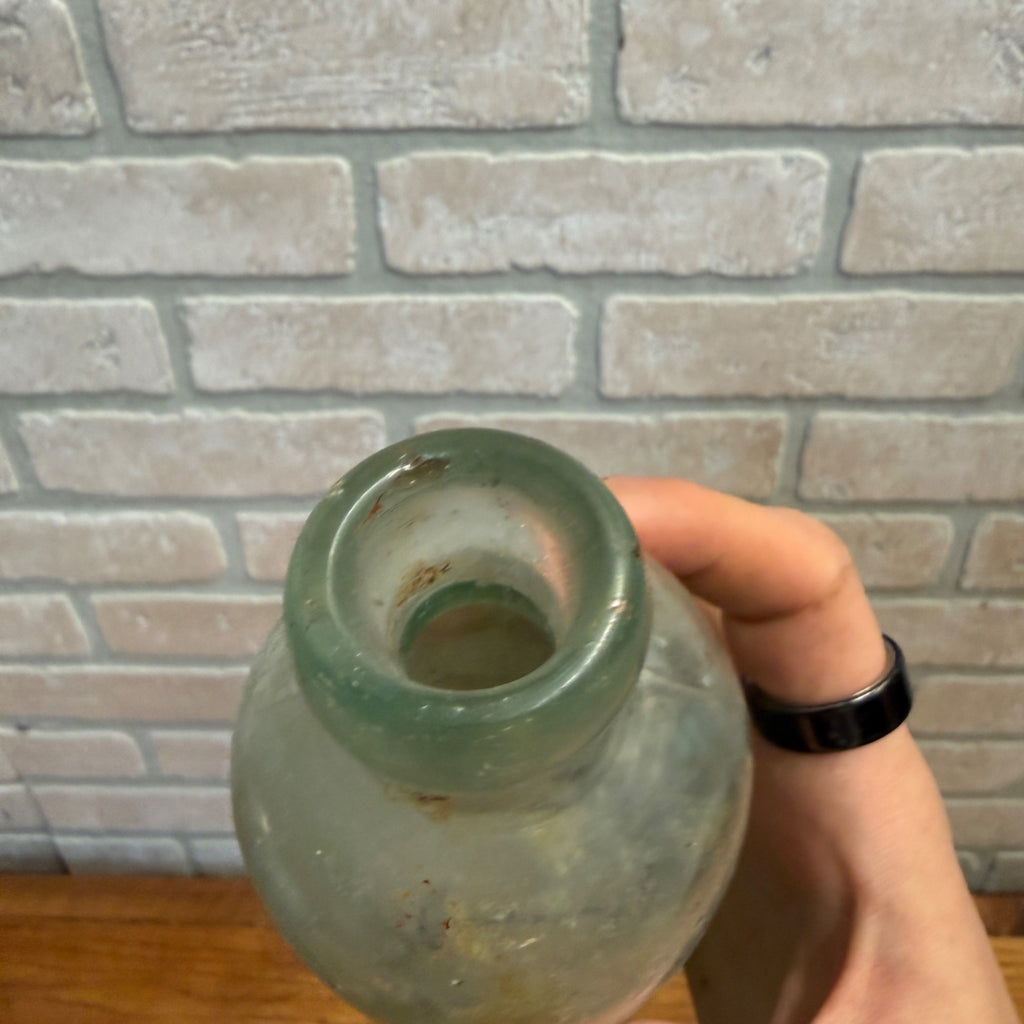 Ben Kornburger & Bro Milwaukee Wisconsin Blob Top Hutchinson Soda Bottle