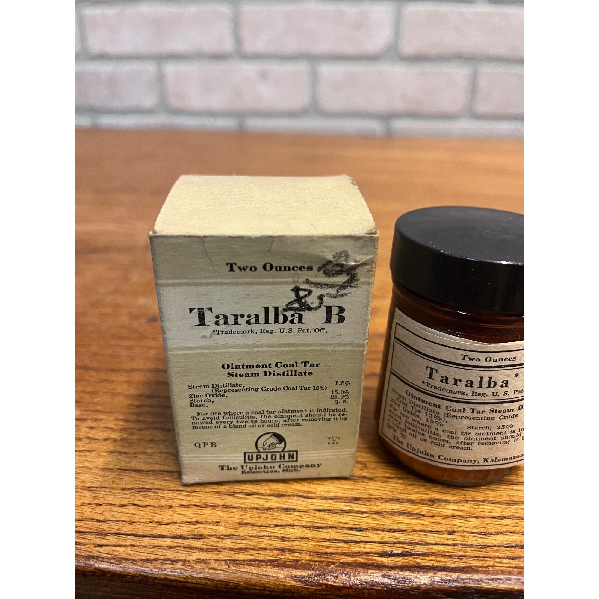 Vintage Upjohn Taralba Ointment Milk Glass Jar Drug Store & Box