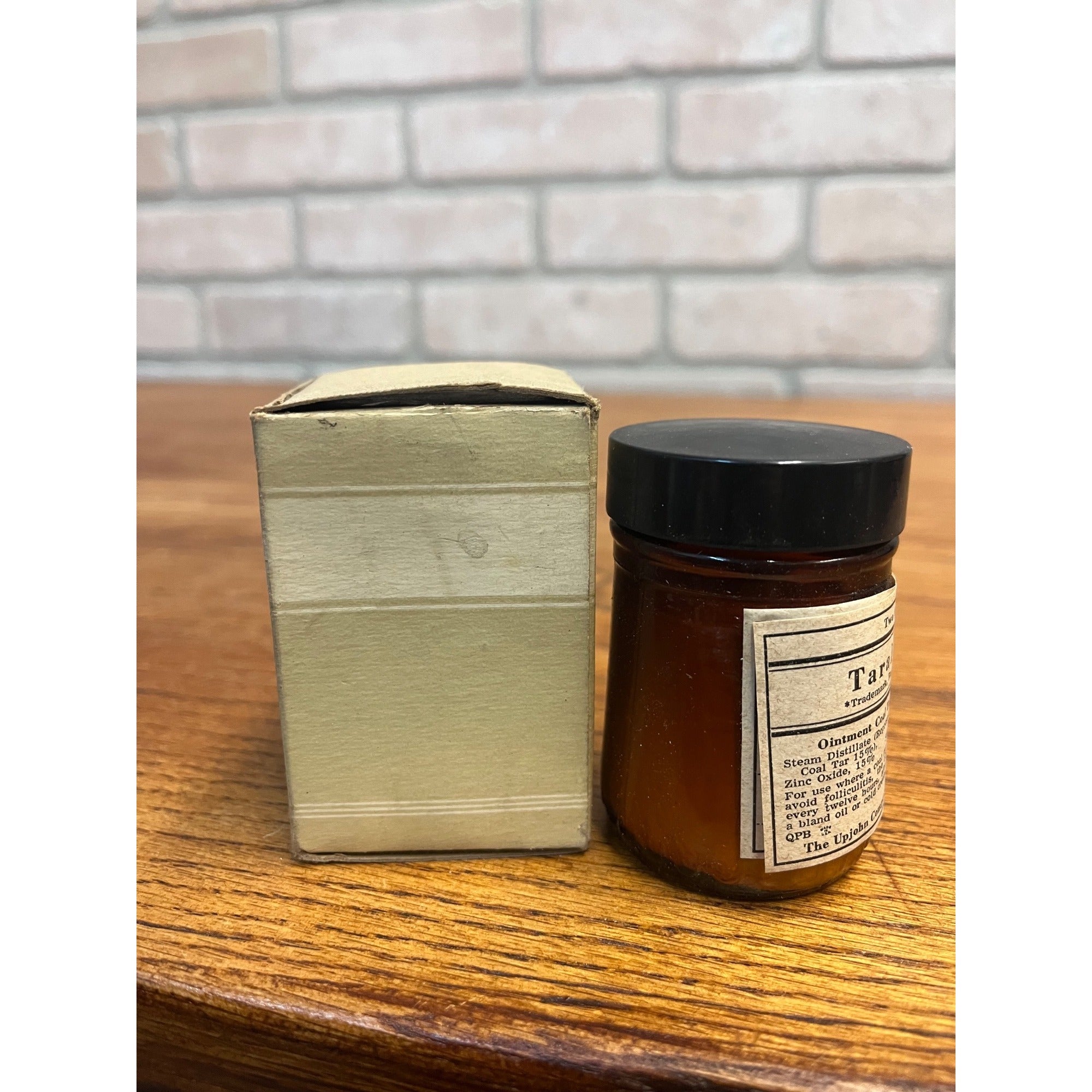 Vintage Upjohn Taralba Ointment Milk Glass Jar Drug Store & Box