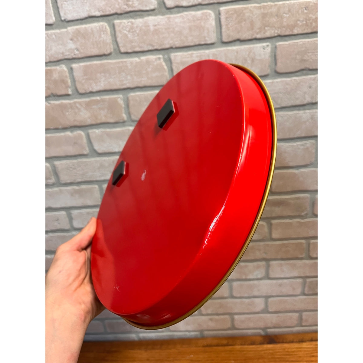 Vintage Jacob Leinenkugel Brewing Co. Metal Beer Advertising Round Tray Indian Maiden Logo Chippewa Falls, WI