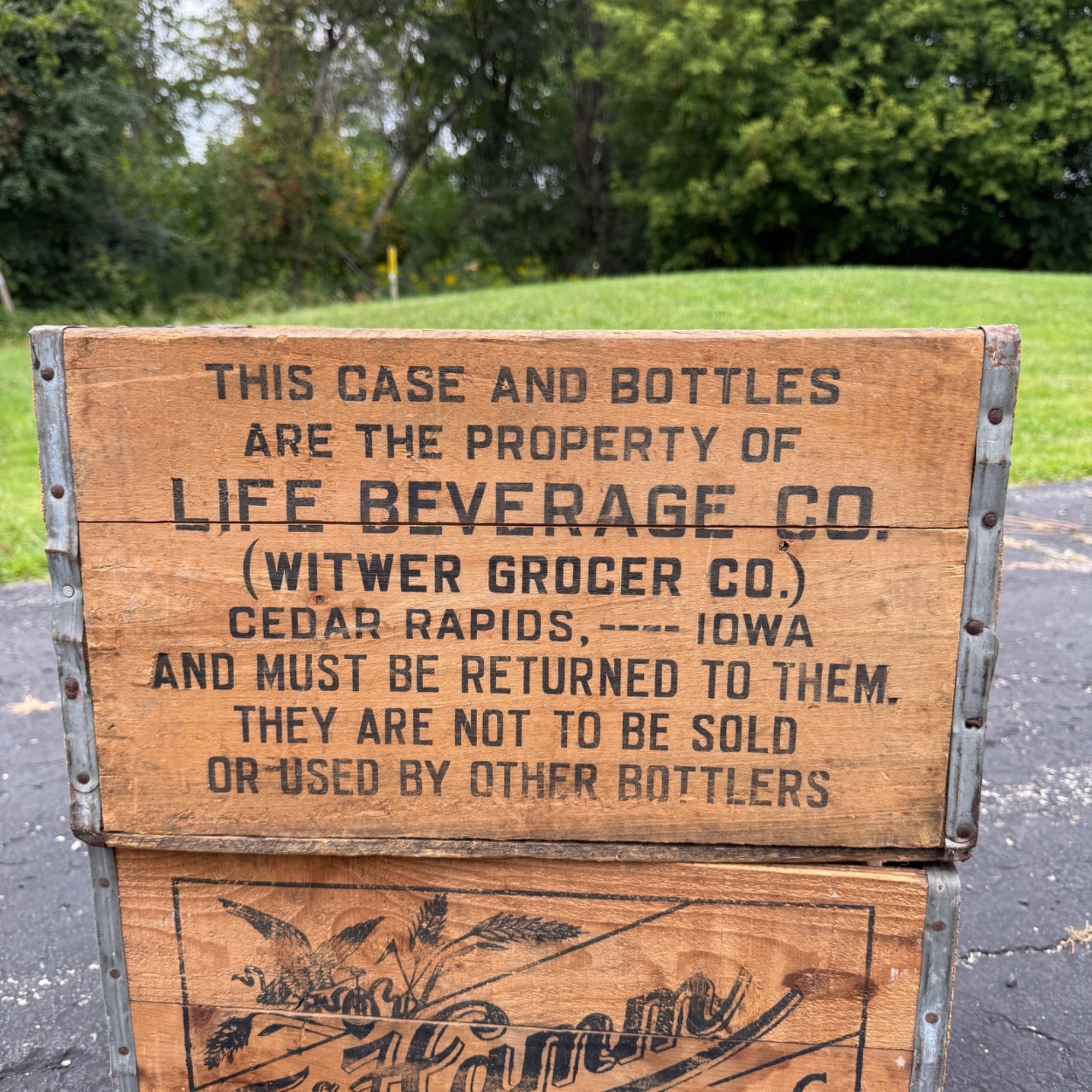 RARE Vintage Life Beverages Wood Soda Crate Cedar Rapids Iowa Witwer Grocery