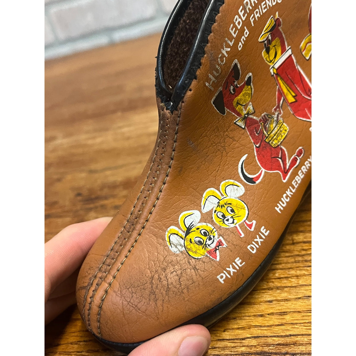 Vintage Yogi Bear- Huckleberry Hound Child's Leather House Shoes Slippers