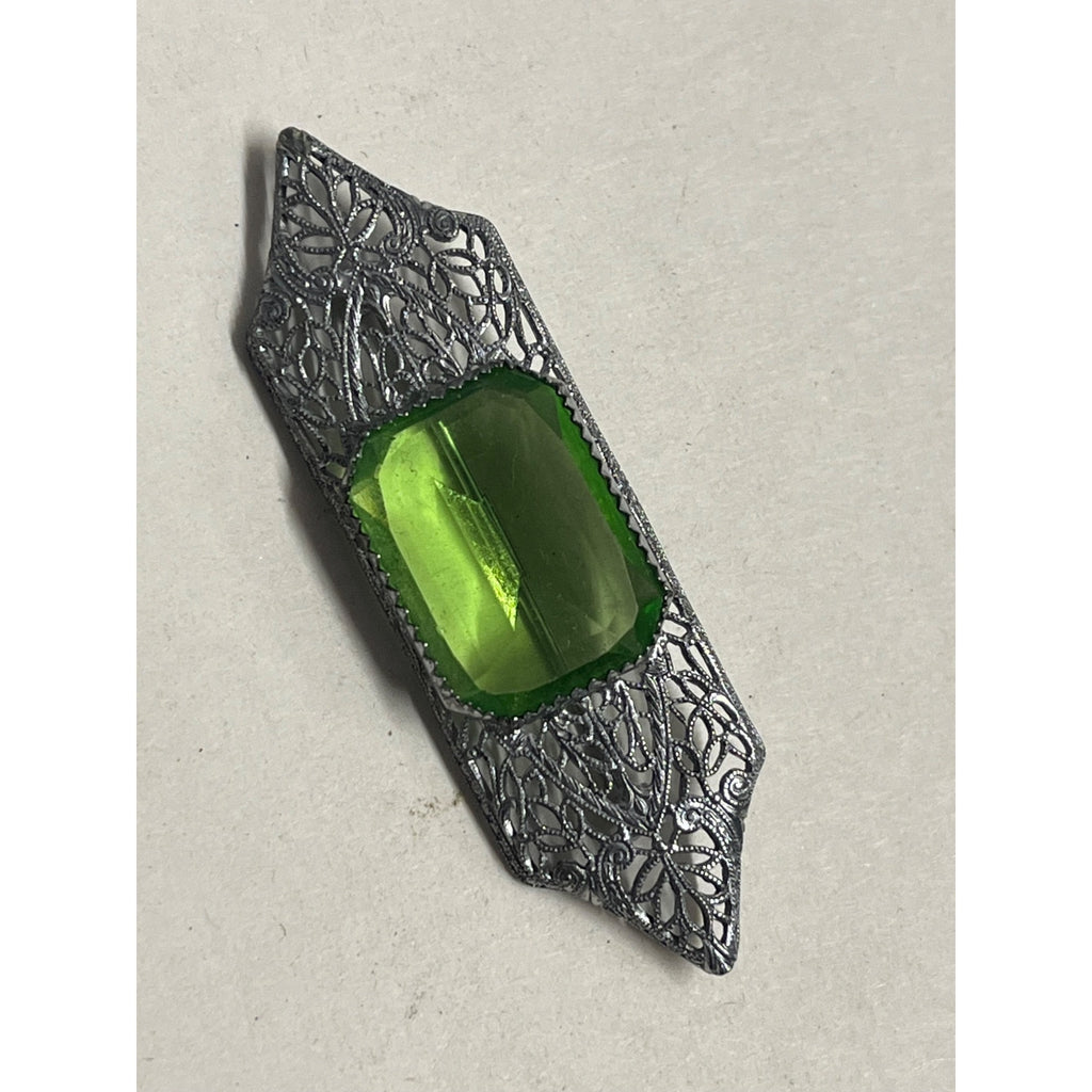 Vintage Art Deco Silver Tone Filigree Brooch Green Glass Emerald Cut Pin
