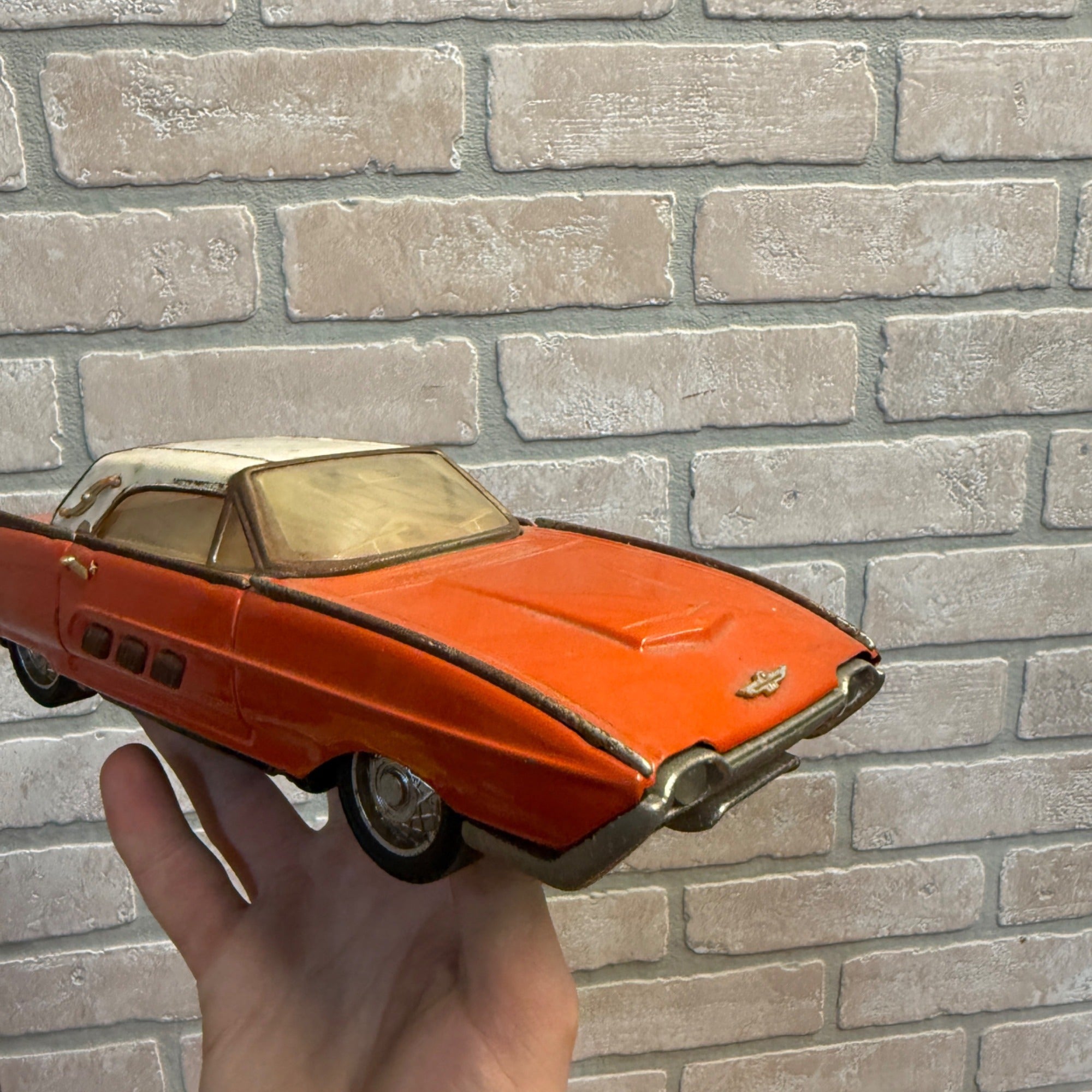 Vintage Tin 1963 Ford Thunderbird Sedan Model 203 Red and White Model Car Voiture? Friction Powered