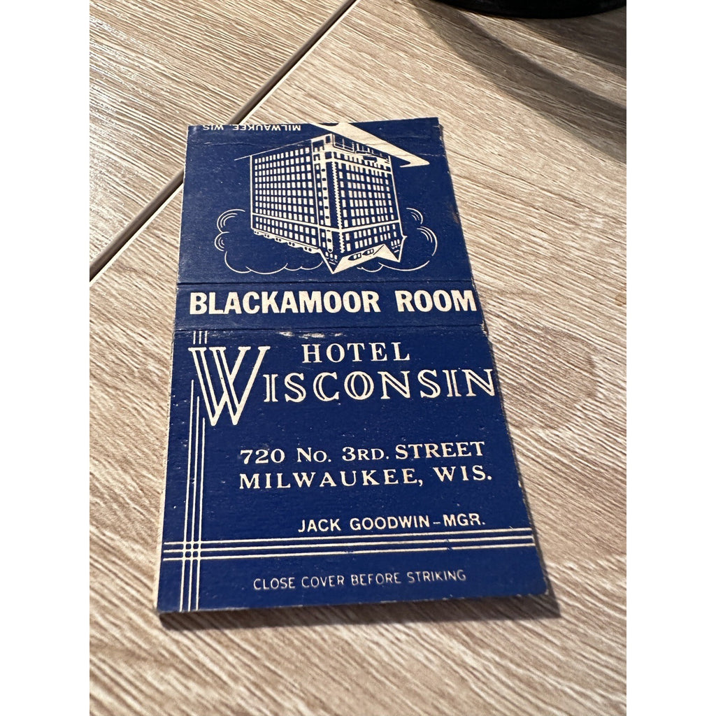 Vintage Hotel Wisconsin Milwaukee Wis Advertising Matchbook