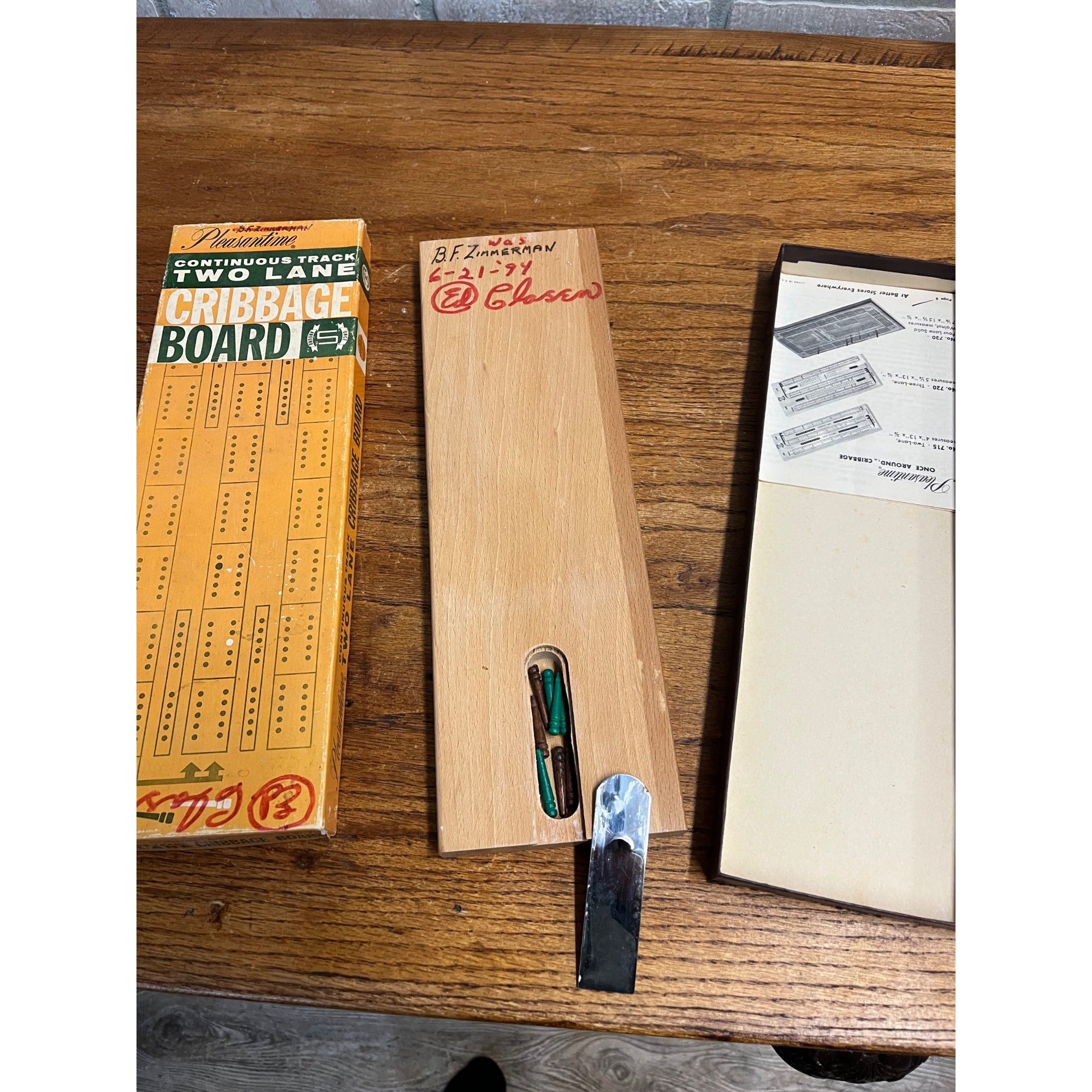 Vintage 1967 Pacific Game Co. Pleasantime Two Lane Cribbage Board