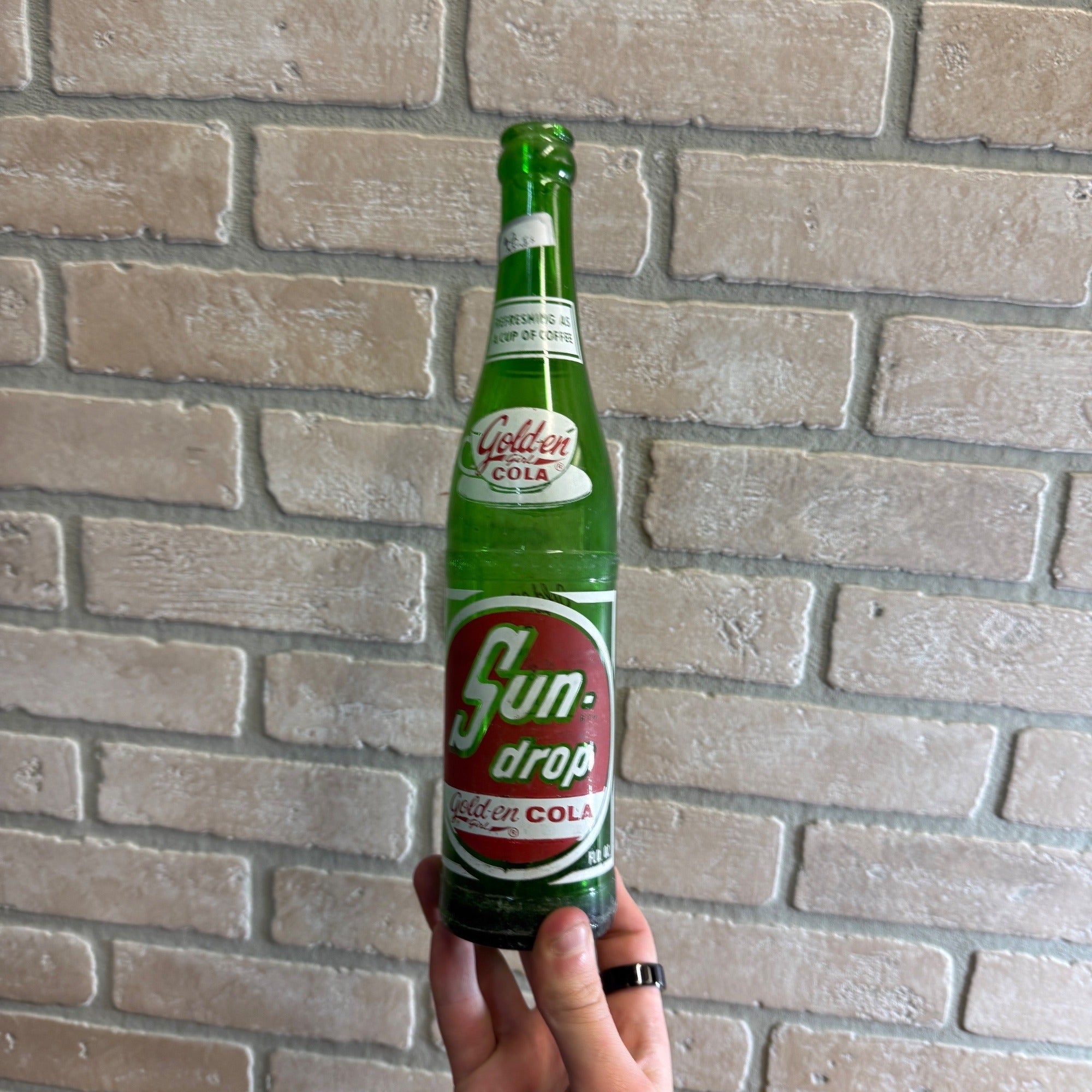 Vintage Sun Drop Golden Girl Cola 14oz Soda Bottle Scarce Green St Louis