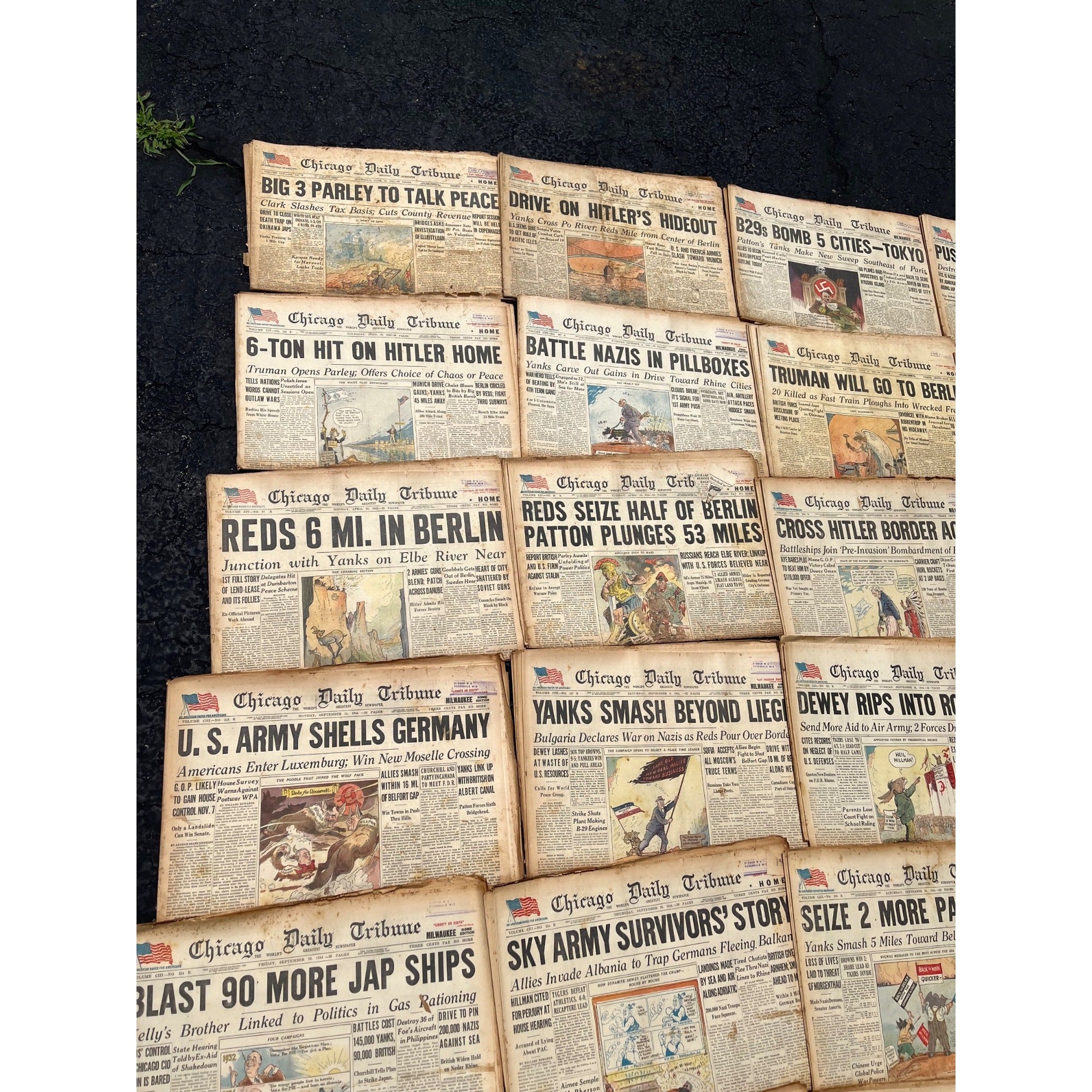 Chicago Daily Tribune Newspaper Lot WWII 1944-45 Cartoon Headliners US Army Homefront