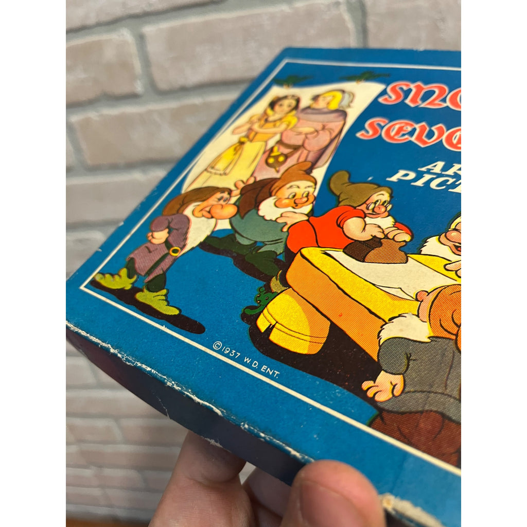 Original 1937 Disney's Snow White and The Seven Dwarfs Art Stamp Picture Set BOX