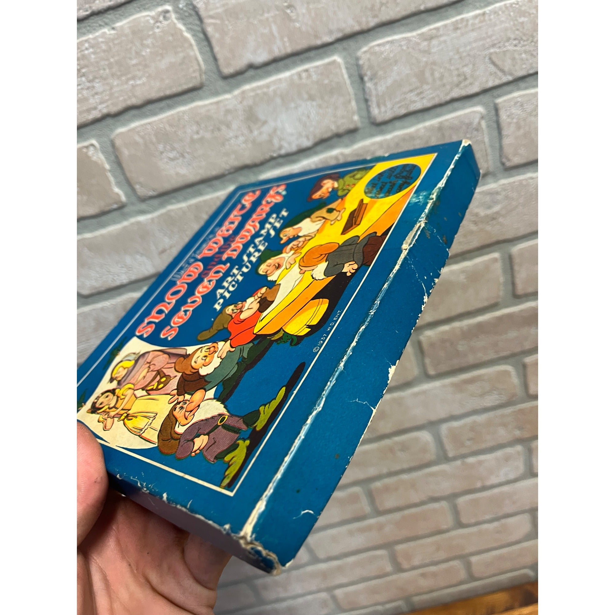 Original 1937 Disney's Snow White and The Seven Dwarfs Art Stamp Picture Set BOX