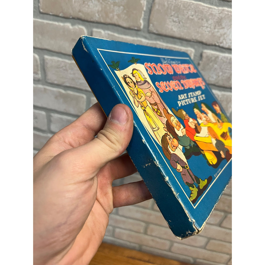 Original 1937 Disney's Snow White and The Seven Dwarfs Art Stamp Picture Set BOX