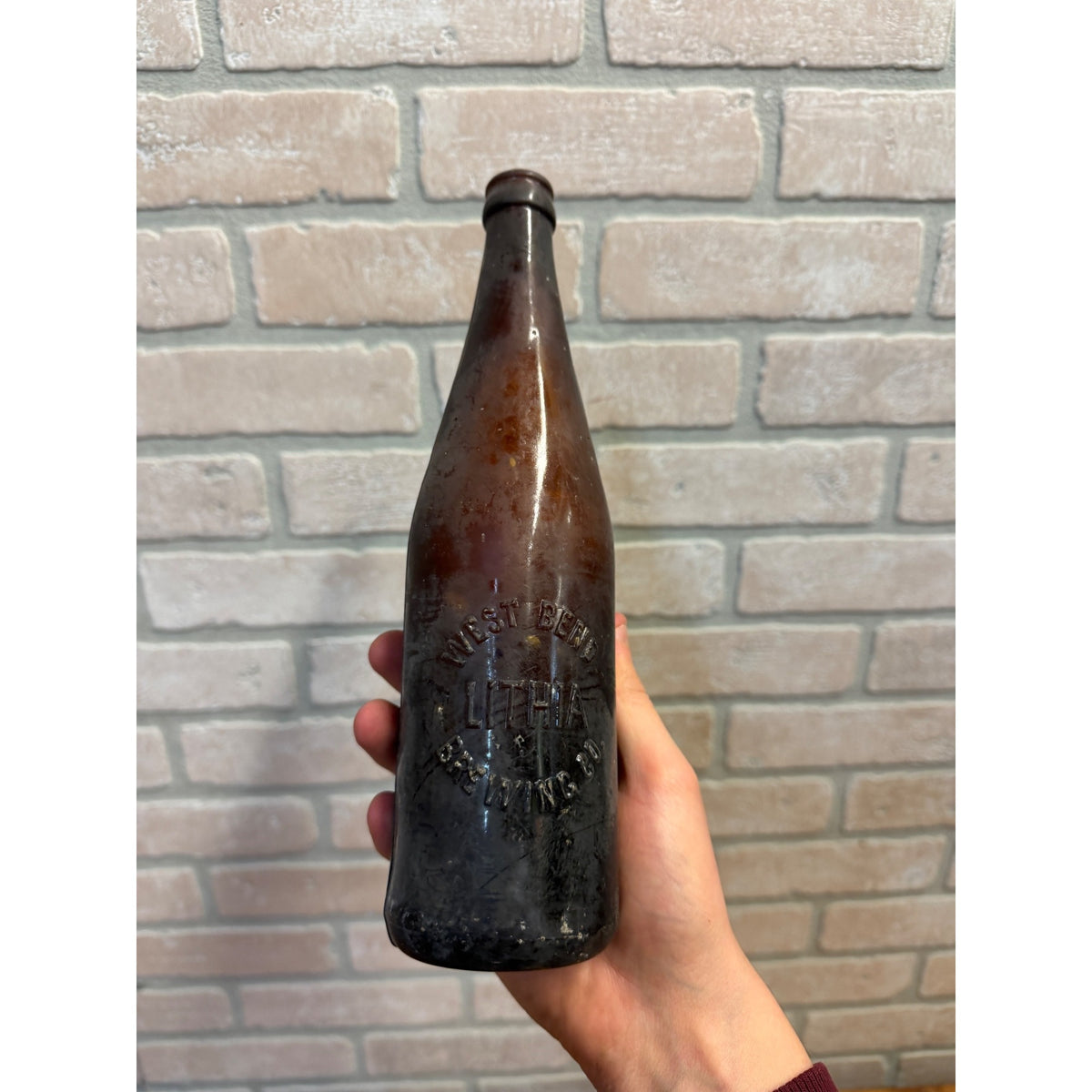 Pre Prohibition West Bend Lithia Company Beer Bottle Wisconsin WI Embossed