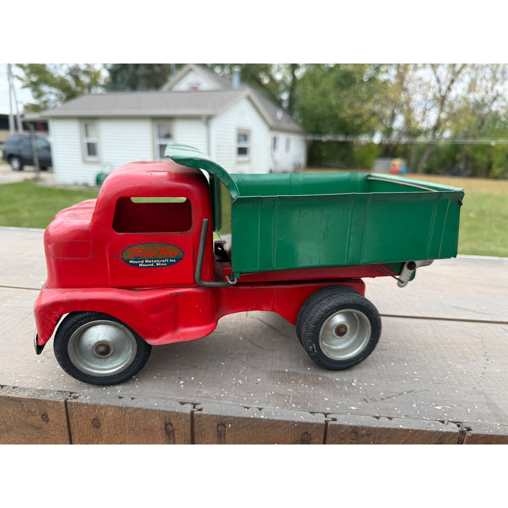 Vintage Tonka Mound Metalcraft 1949 Dump Truck Green & Red Pressed Steel Toy