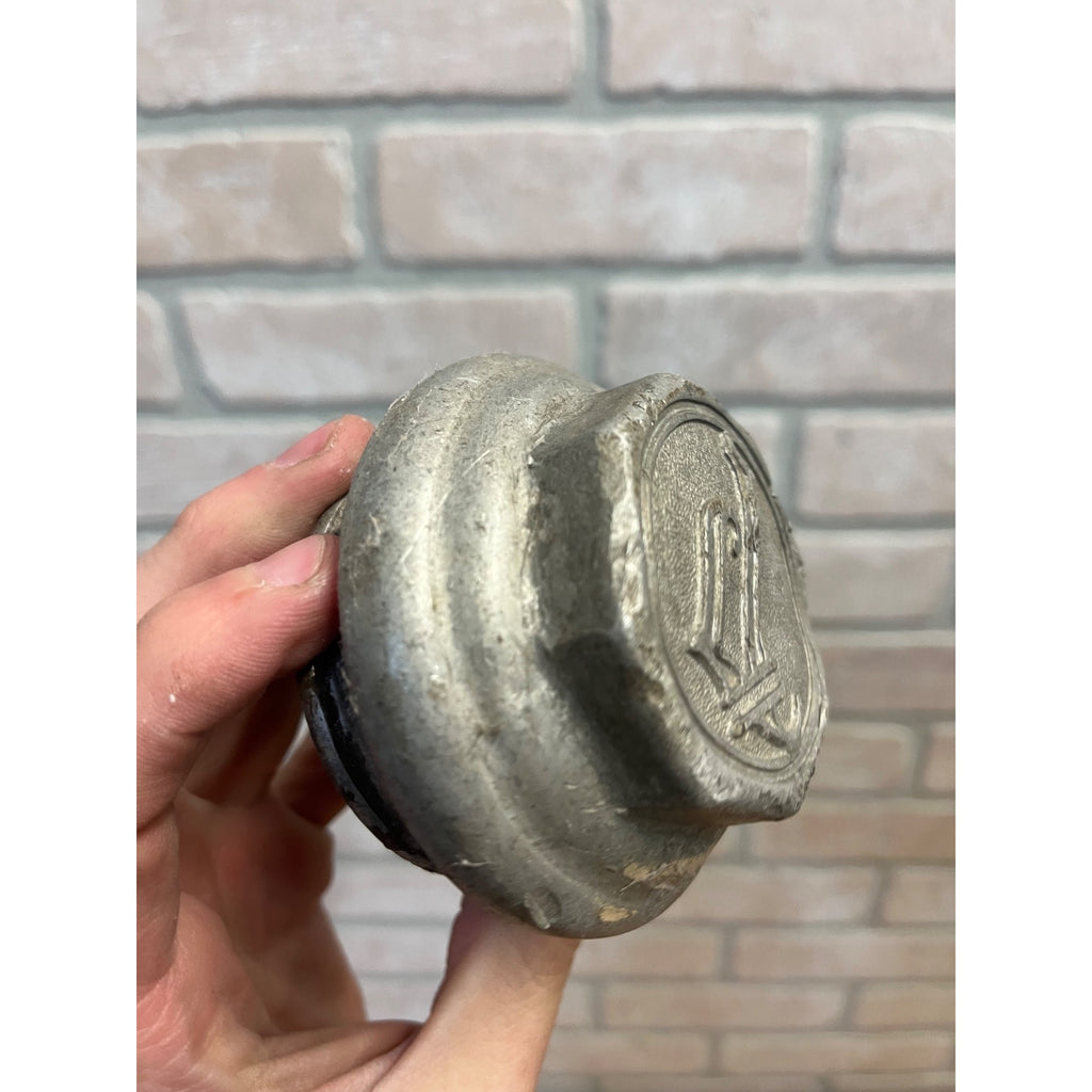 Original 1920s Plymouth "P" Car Automobile Thread-On Cap Grease Dust Cover