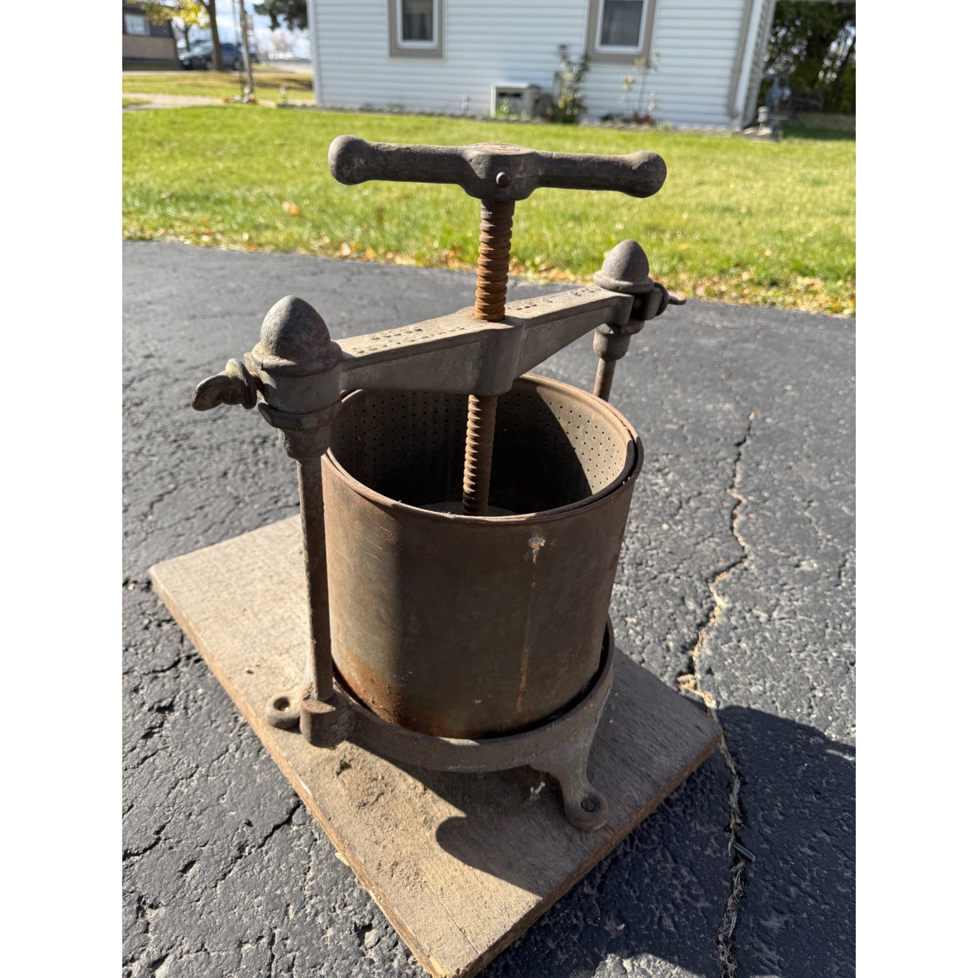 Antique Griswold Fruit & Lard Press No. 6 Apple Cider / Juice 6 Quart