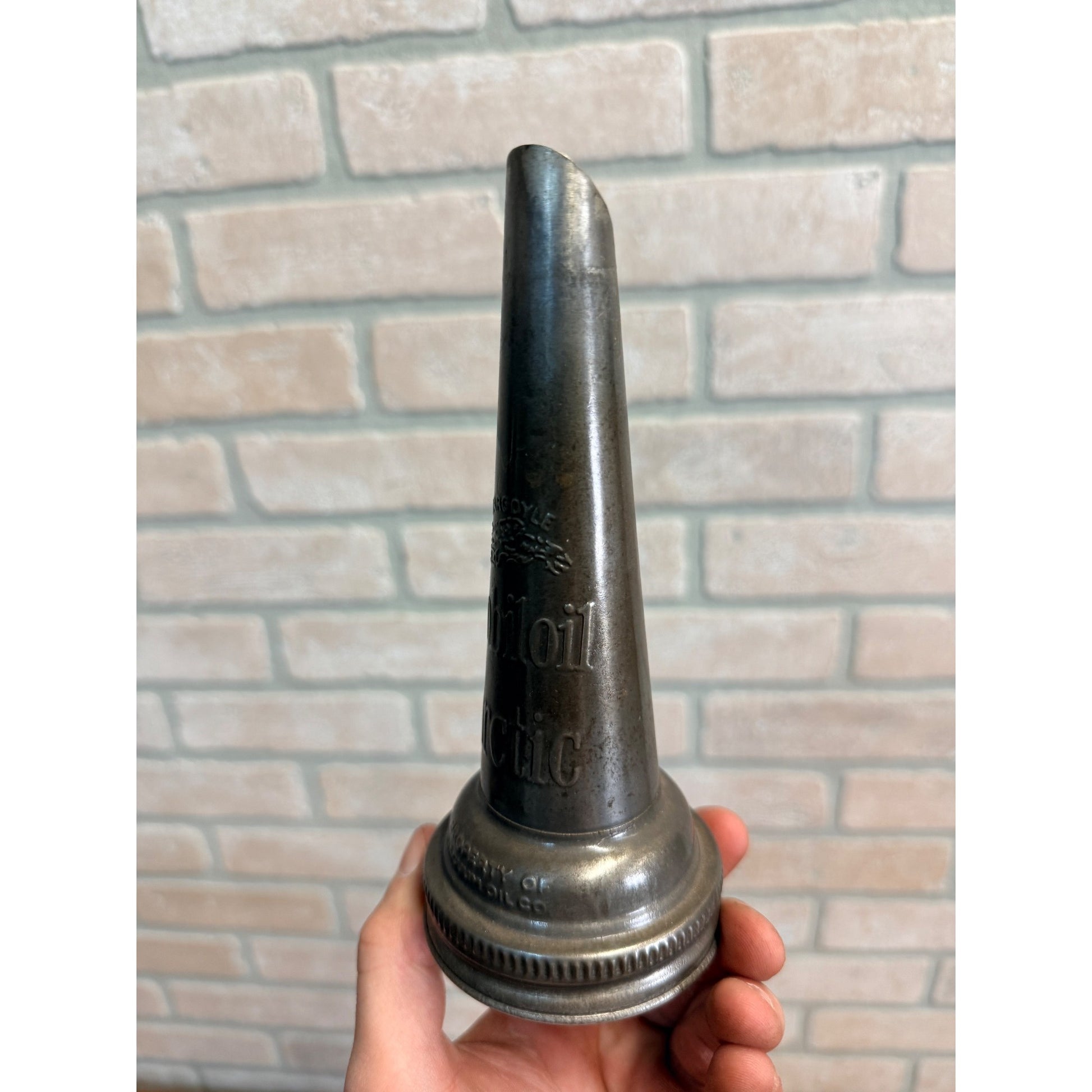 Vintage Mobil Oil Arctic Tin Spout Embossed Oil Bottle Jar Top