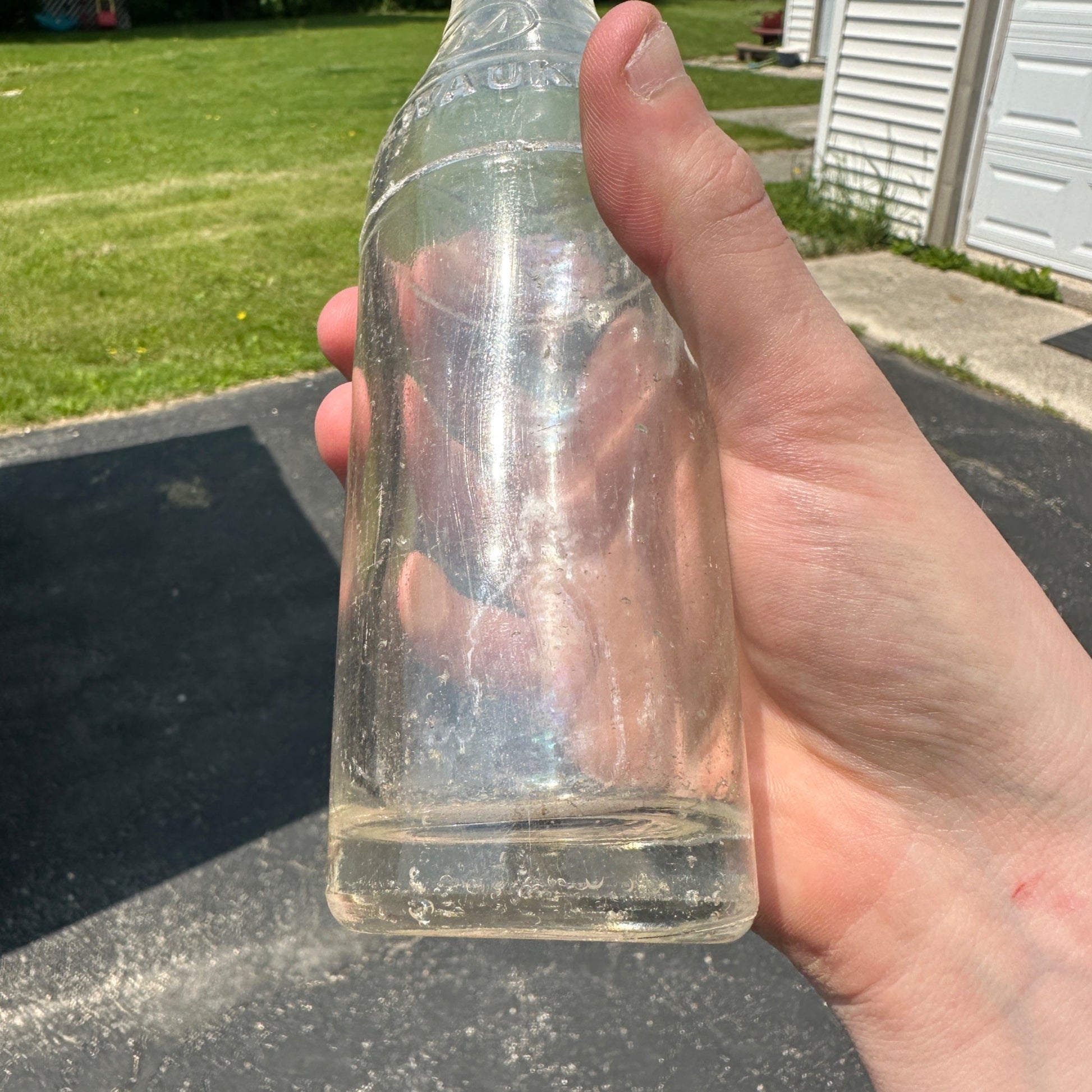 Manhattan Bottling Works Milwaukee Soda Bottle Wisconsin Horse Head