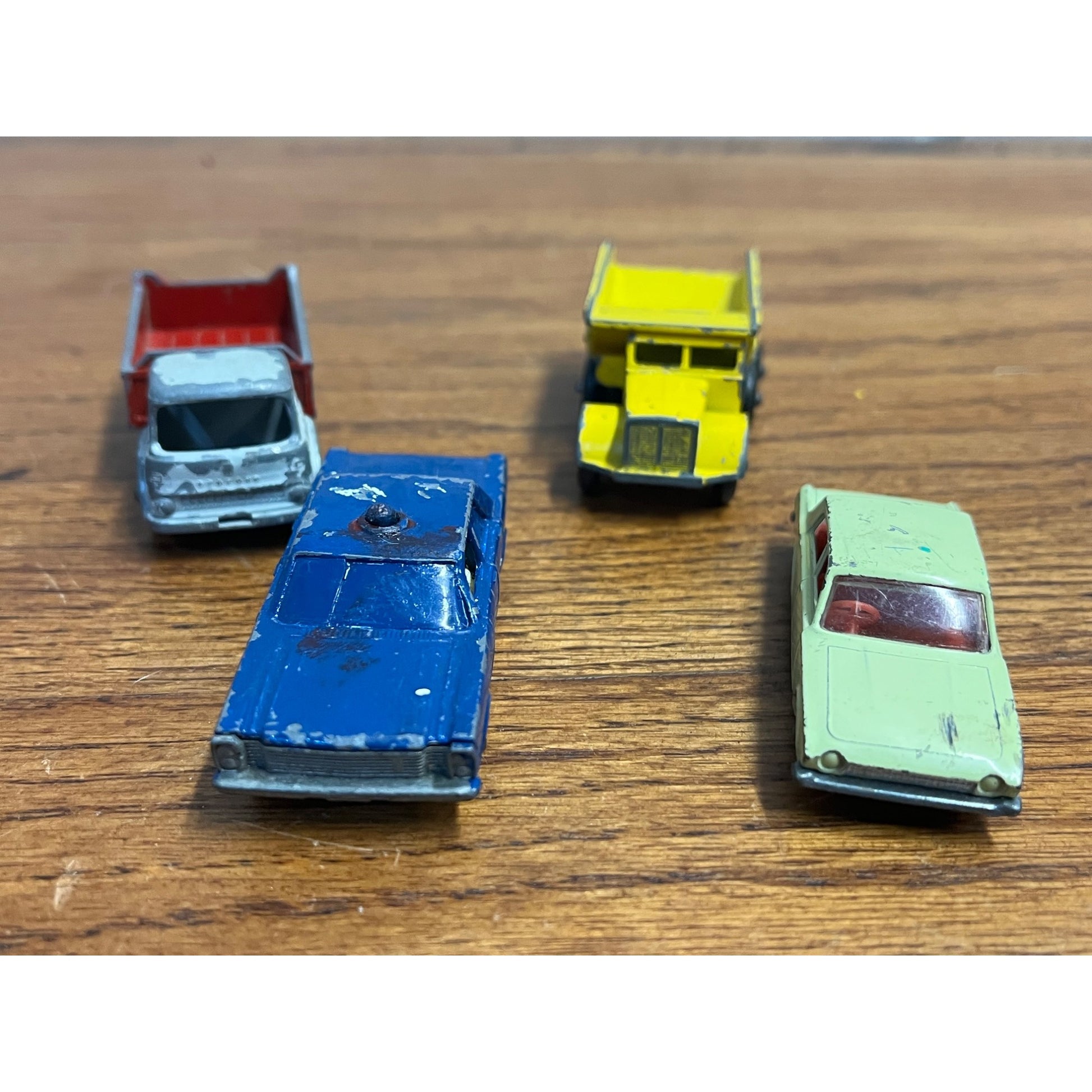 Vintage Lot (4) Lesney Matchbox Cars Vehicles No. 55 Ford Galaxie, Corsair, Truck +