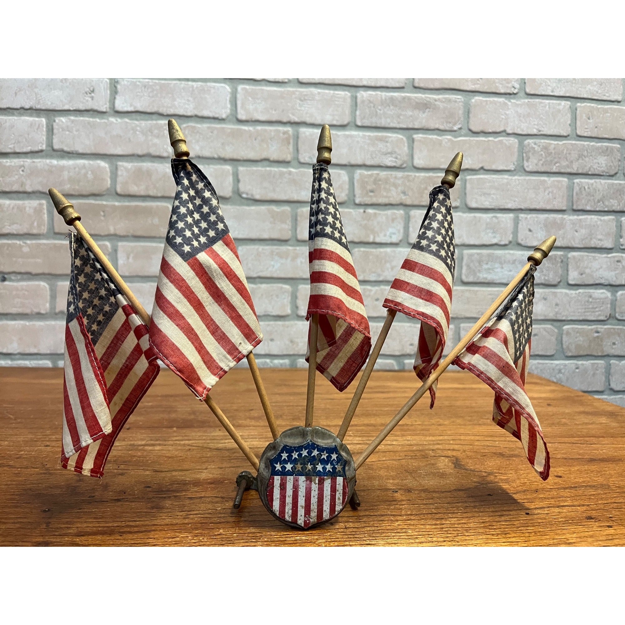 Vintage 1940s Car Auto Hood Mount Brackets Patriotic US Flag Holder w/ Flags