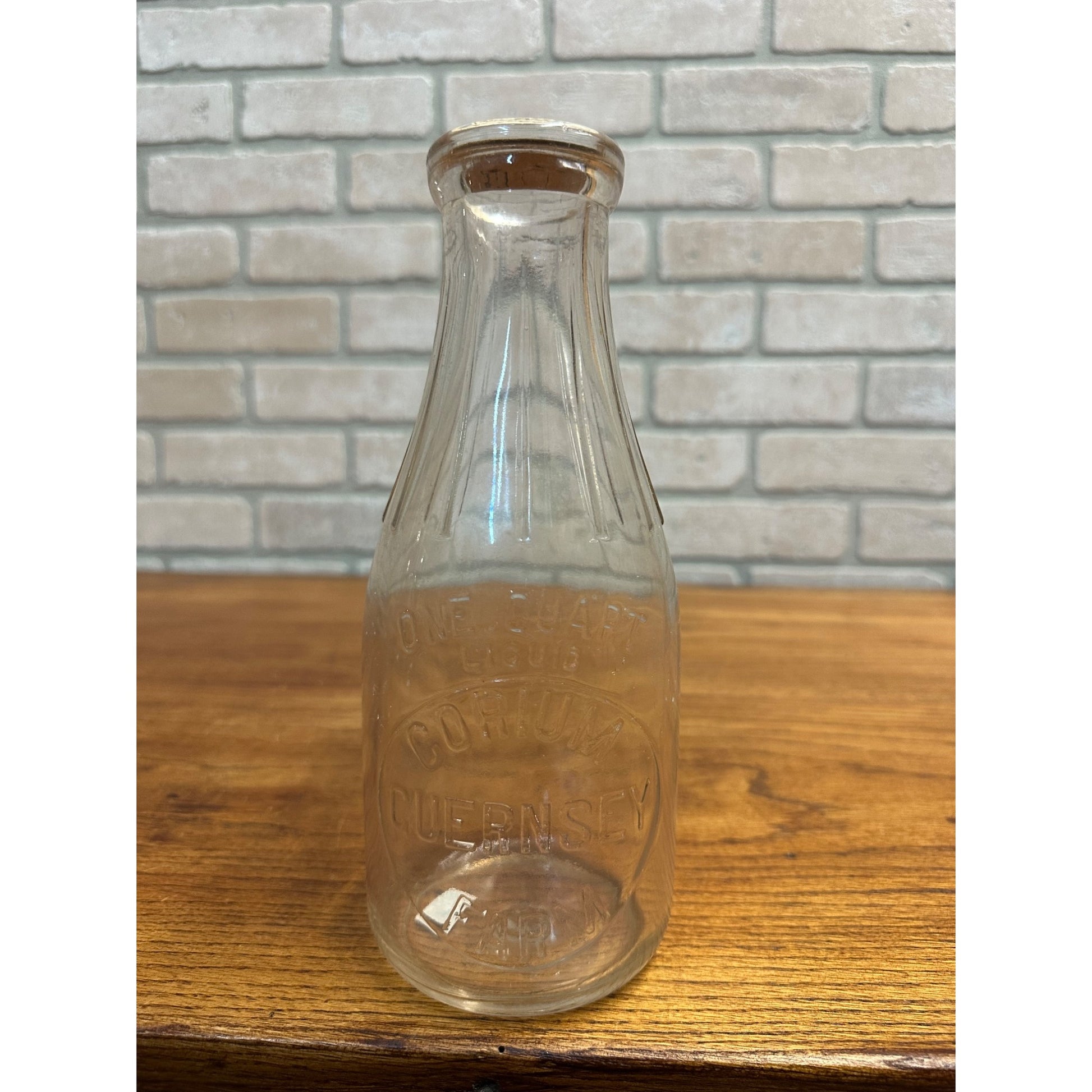 Vintage Corium Guernsey Dairy Farm Milk Bottle Fond du Lac Wisconsin Quart Wis