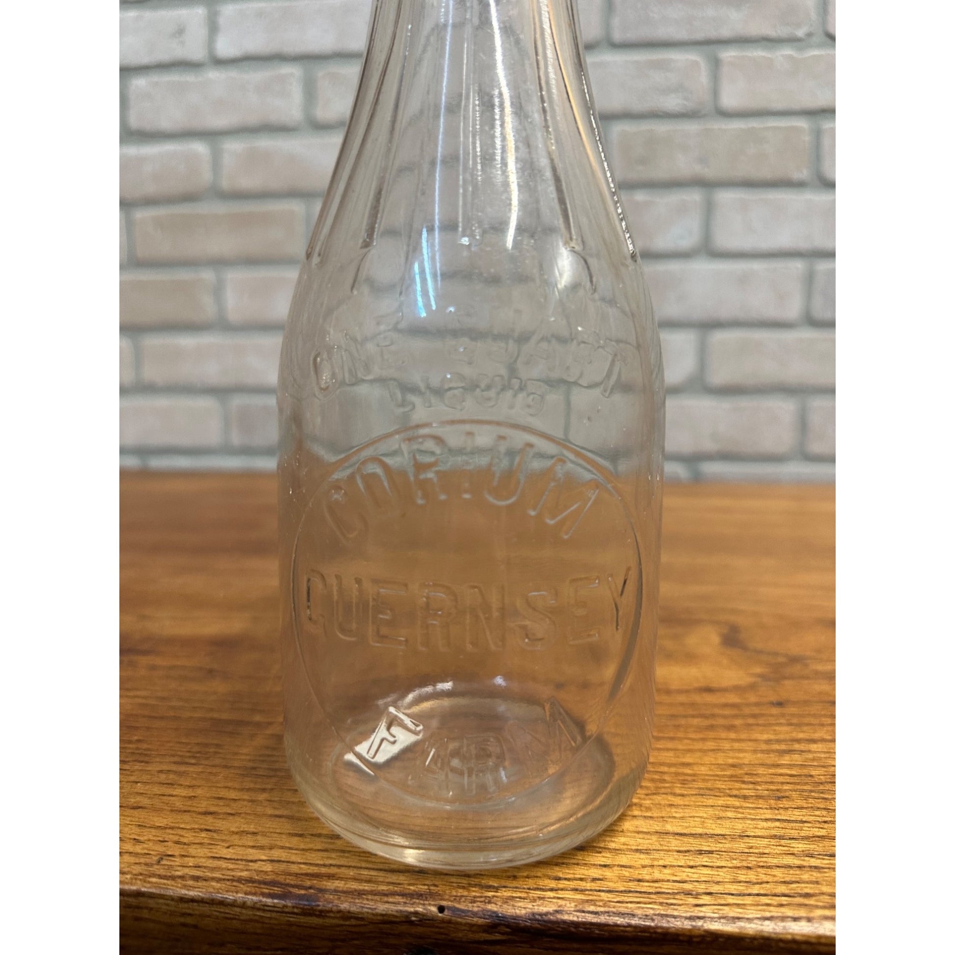 Vintage Corium Guernsey Dairy Farm Milk Bottle Fond du Lac Wisconsin Quart Wis